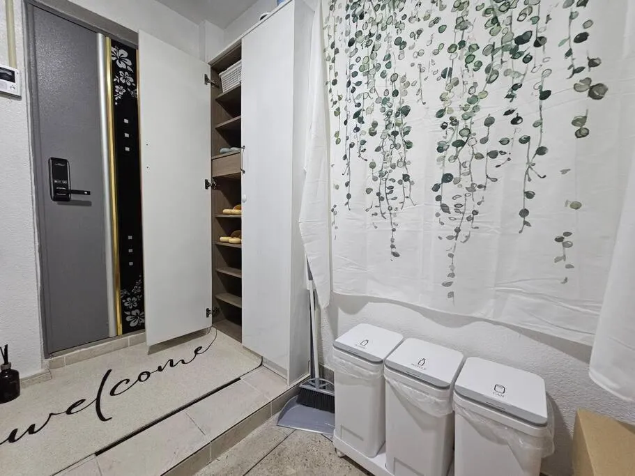 Facade/entrance in Stay in Here Wangsimni Seoul