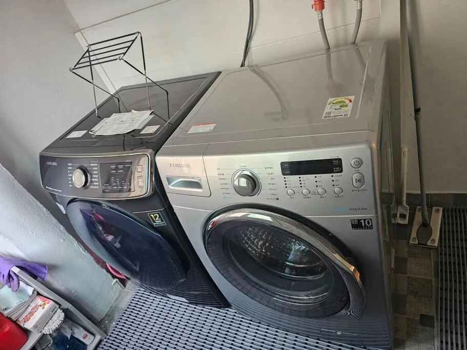 washing machine in Stay in Here Wangsimni Seoul