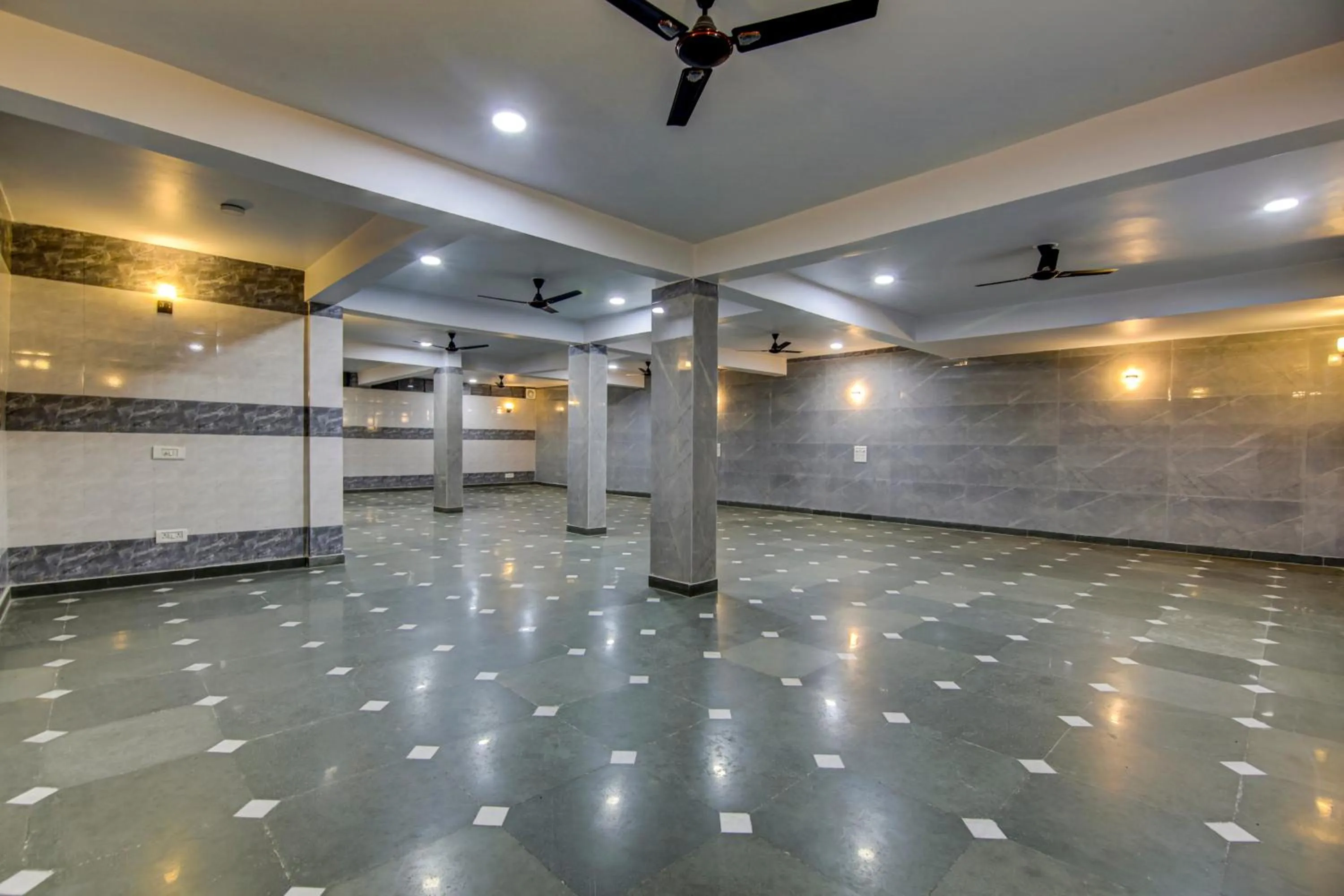 Banquet/Function facilities in Treebo Sai Village, Manesar
