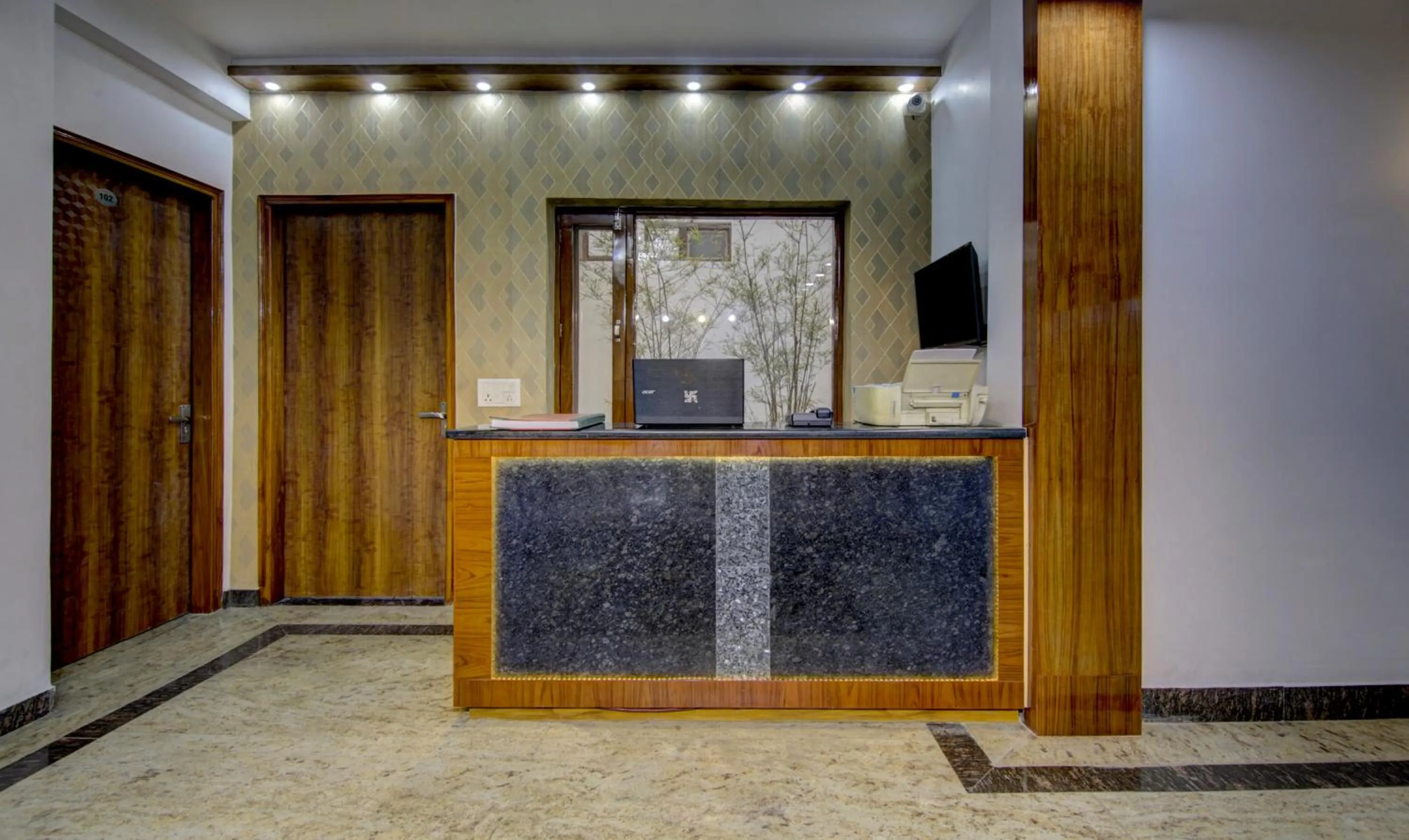 Lobby or reception in Treebo Sai Village, Manesar
