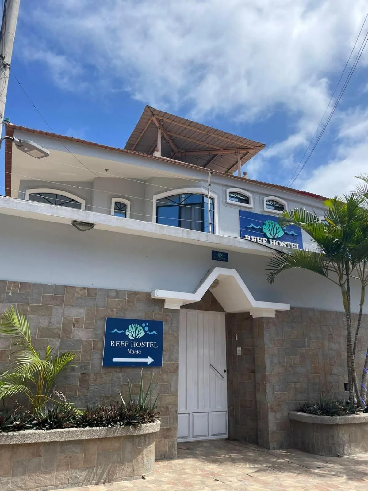 Property building in Reef Manta