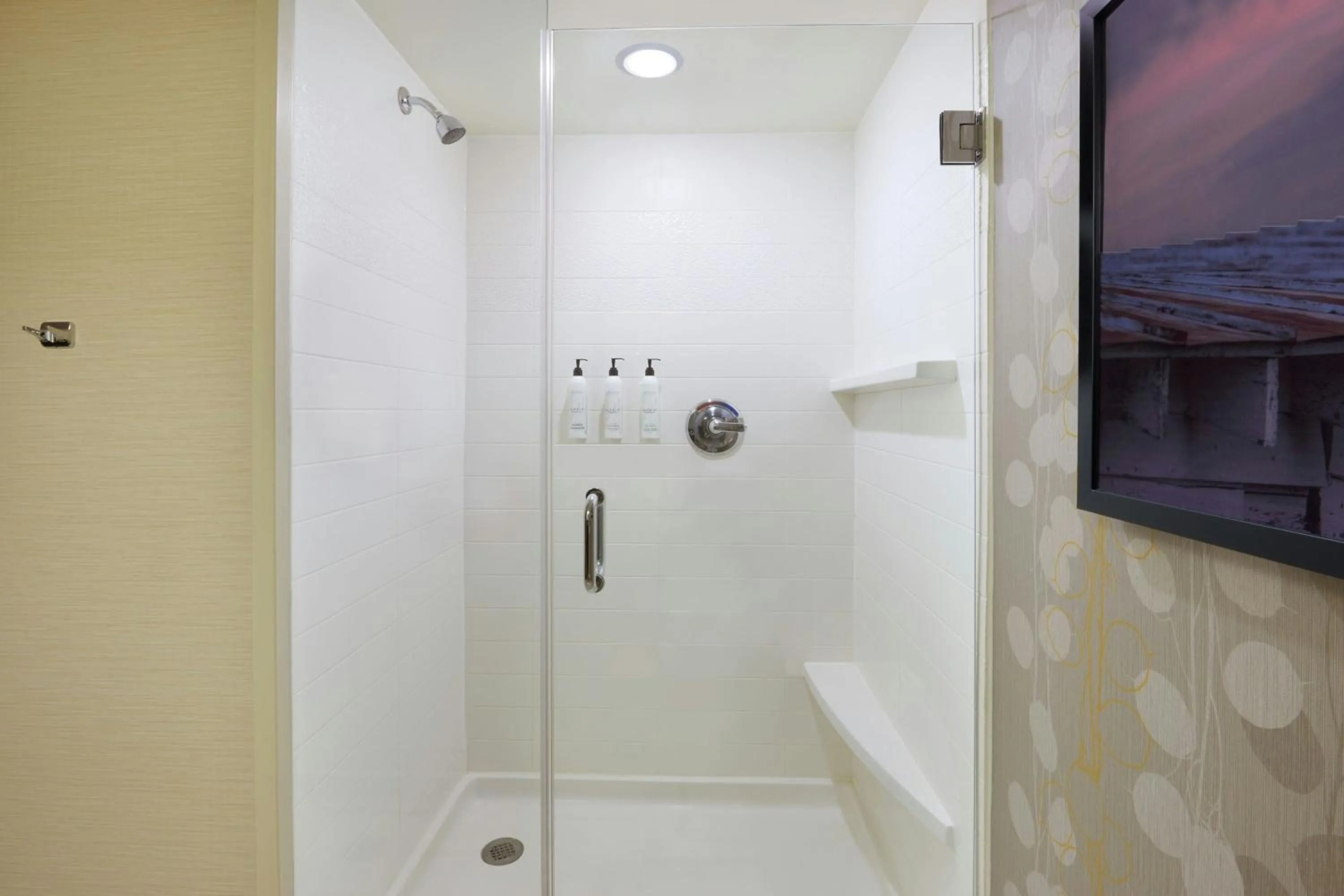 Bathroom in Fairfield Inn & Suites by Marriott Calgary Downtown