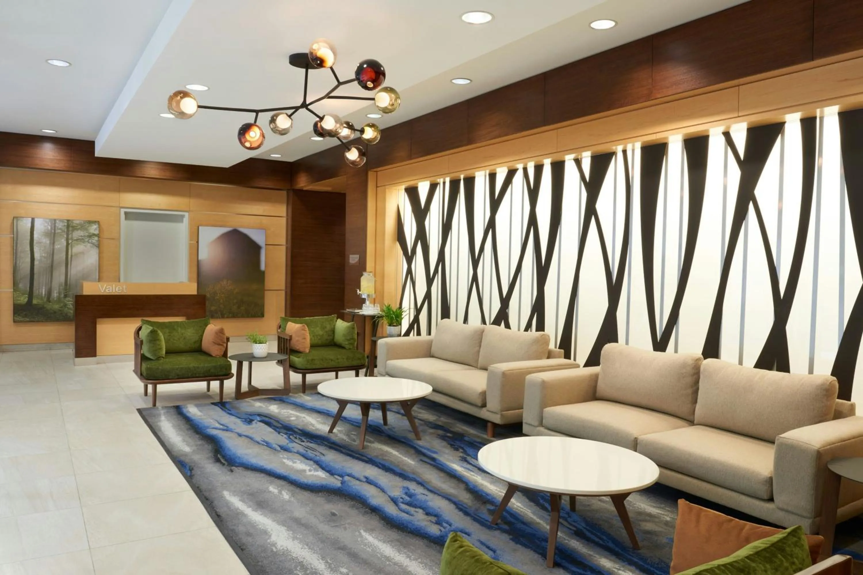 Lobby or reception in Fairfield Inn & Suites by Marriott Calgary Downtown