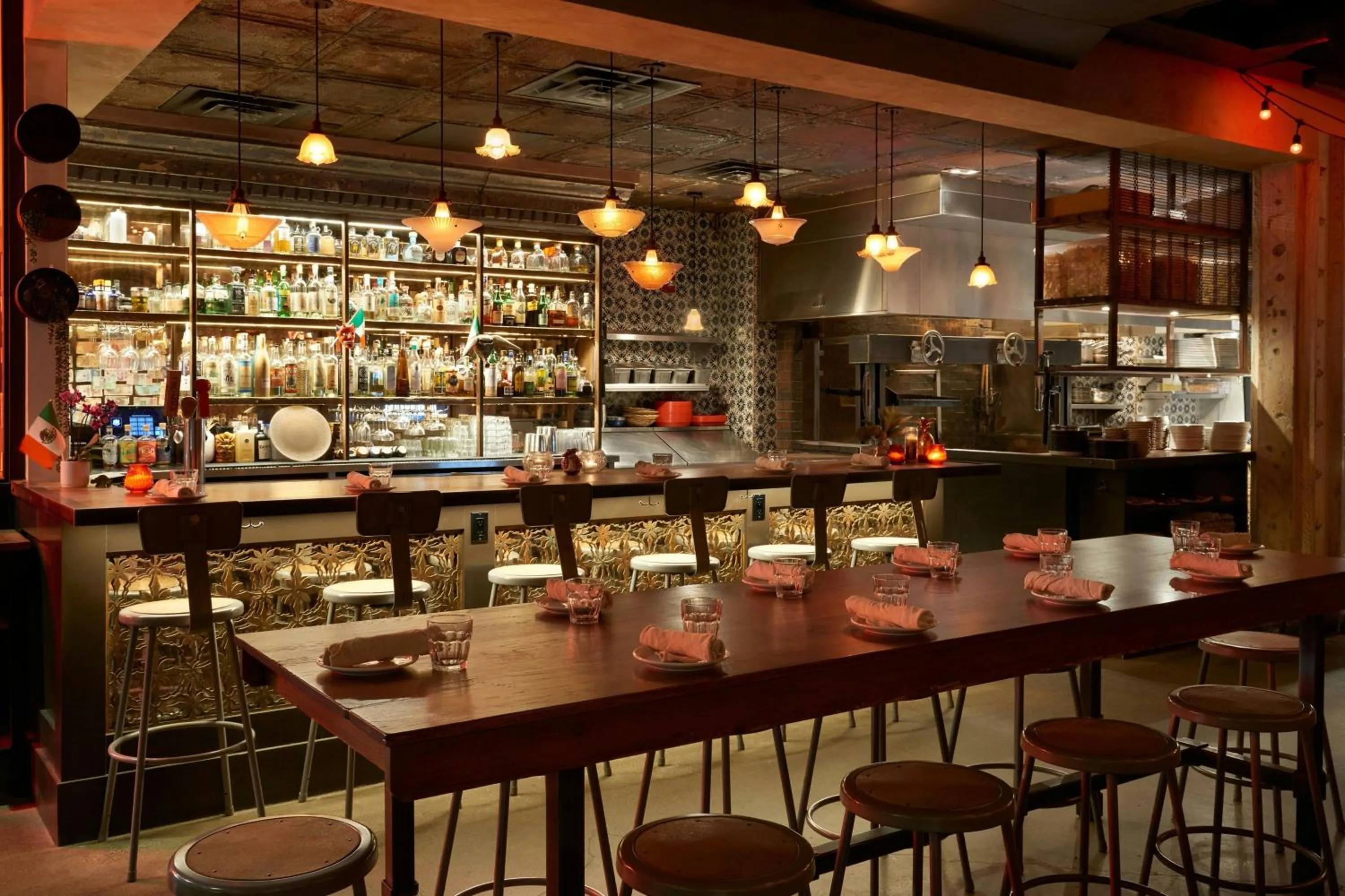 Restaurant/places to eat in Fairfield Inn & Suites by Marriott Calgary Downtown