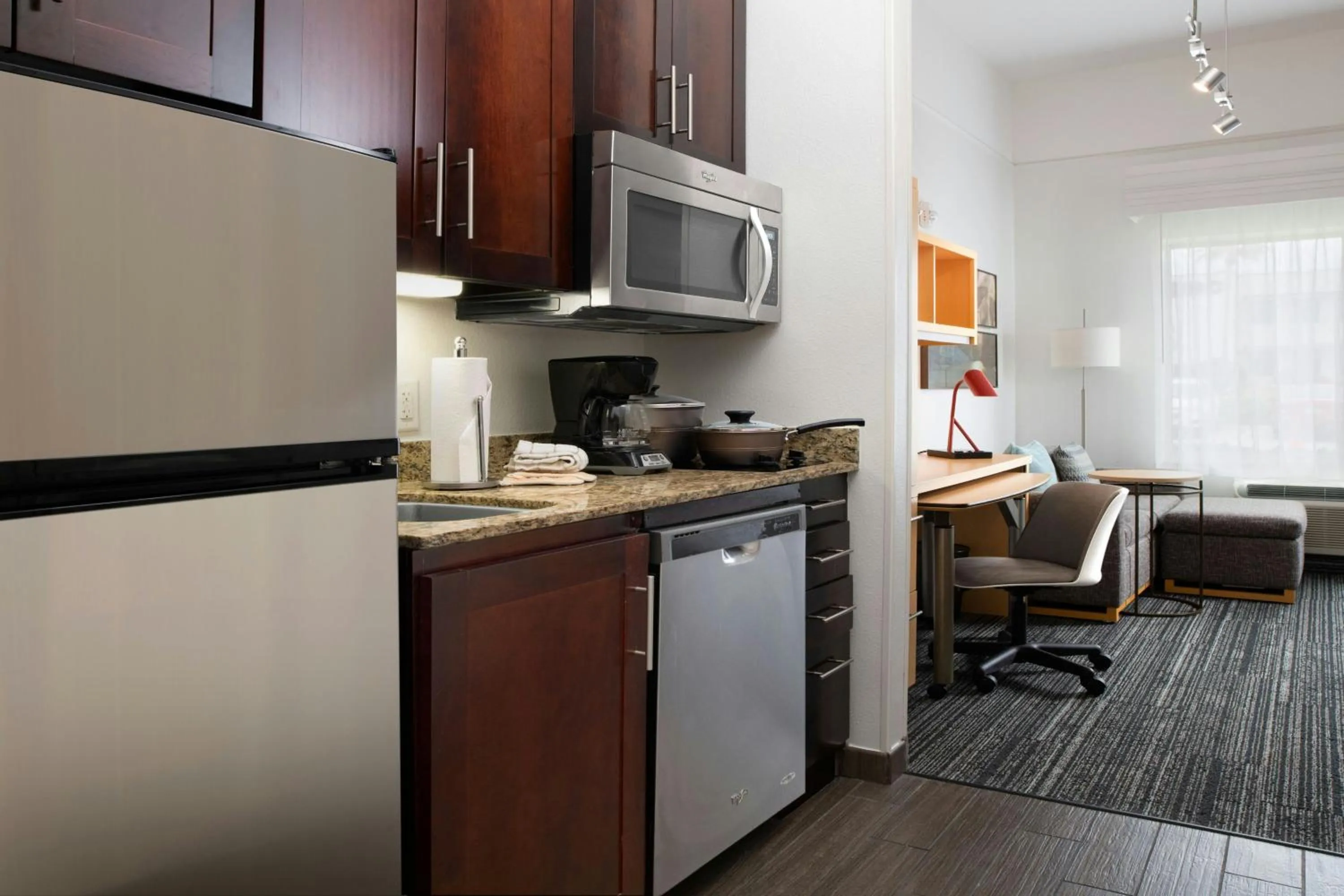 Kitchen or kitchenette in TownePlace Suites by Marriott Laredo