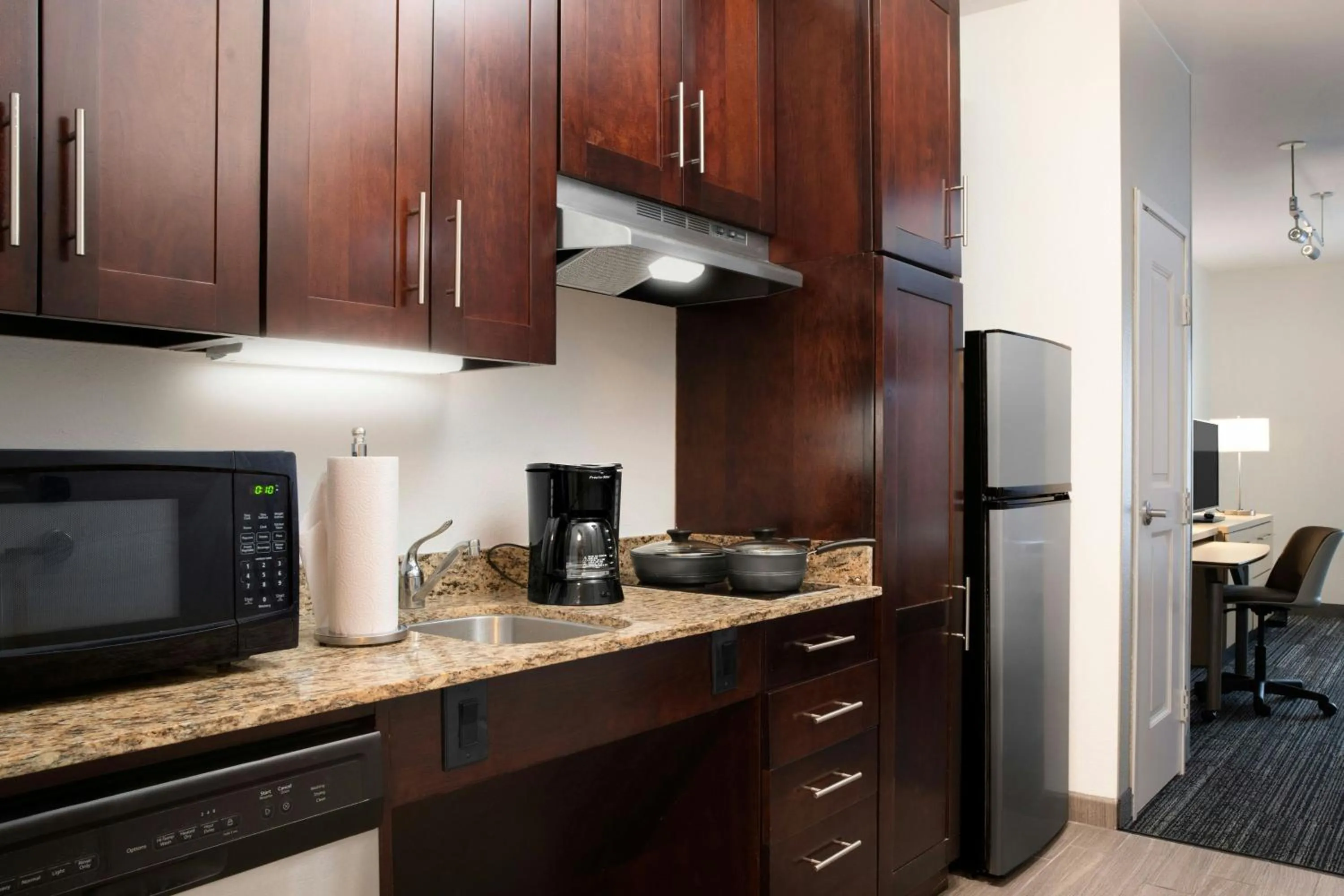 Kitchen or kitchenette in TownePlace Suites by Marriott Laredo