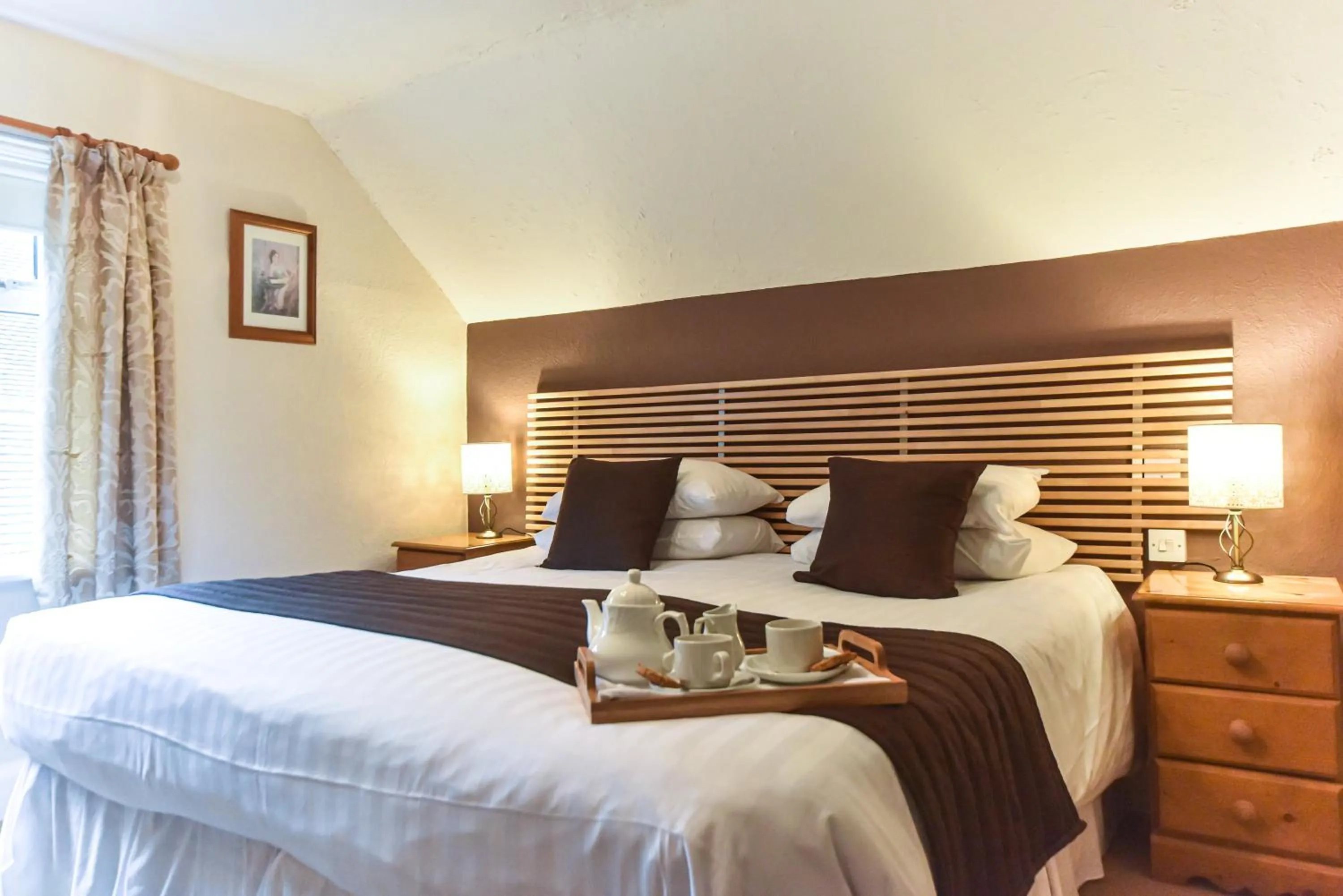 Bed in The Bentley Brook Inn