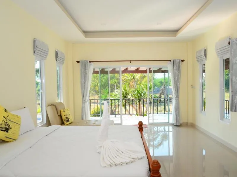 Balcony/Terrace, Bed in KP Mountain Beach