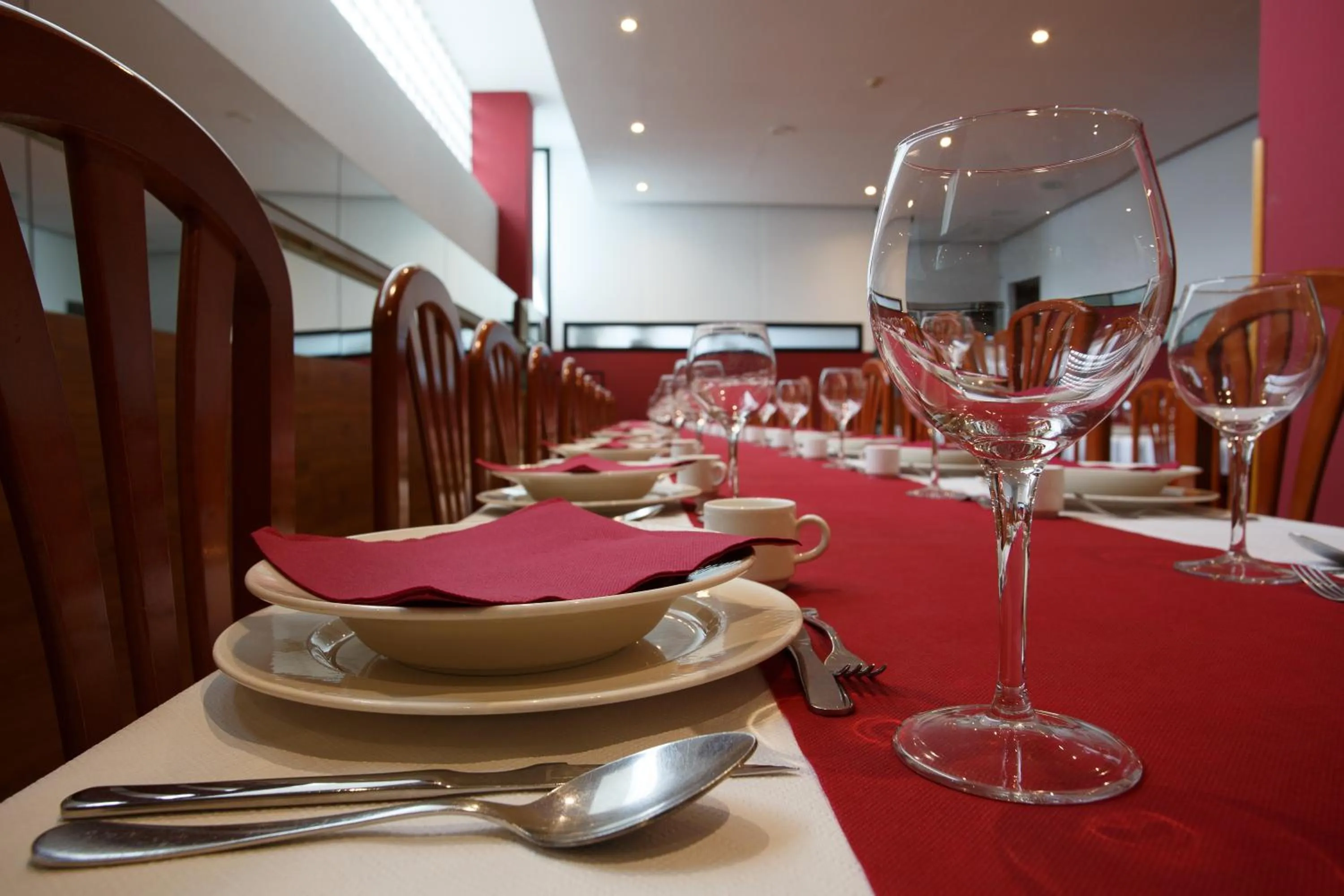 Restaurant/places to eat in Hotel Restaurante Pontiñas