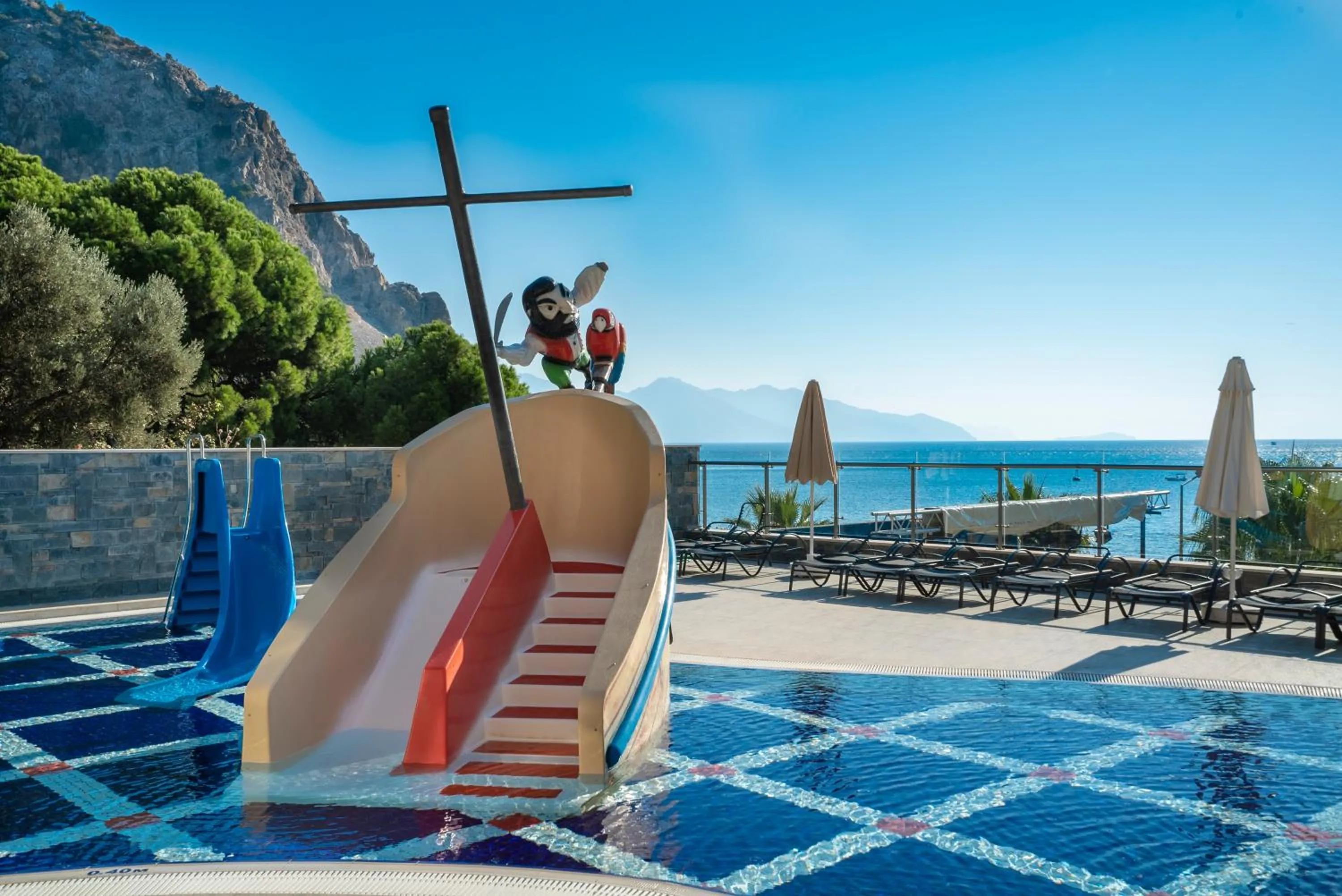 Swimming pool in Turunc Premium Hotel