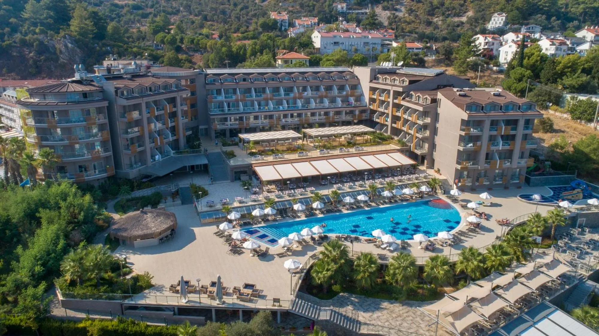 Property building in Turunc Premium Hotel