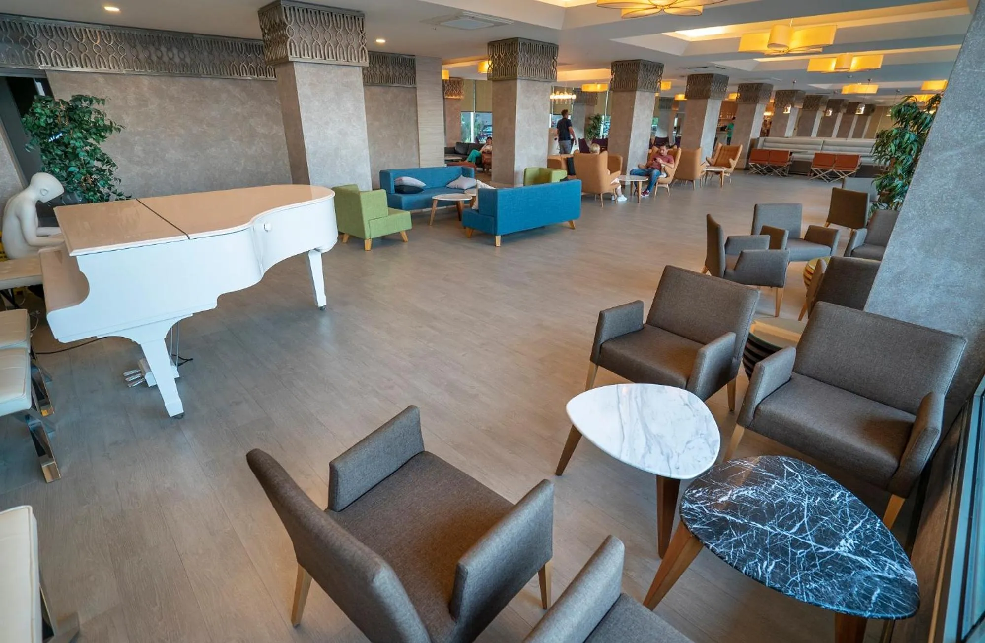 Restaurant/places to eat in Turunc Premium Hotel