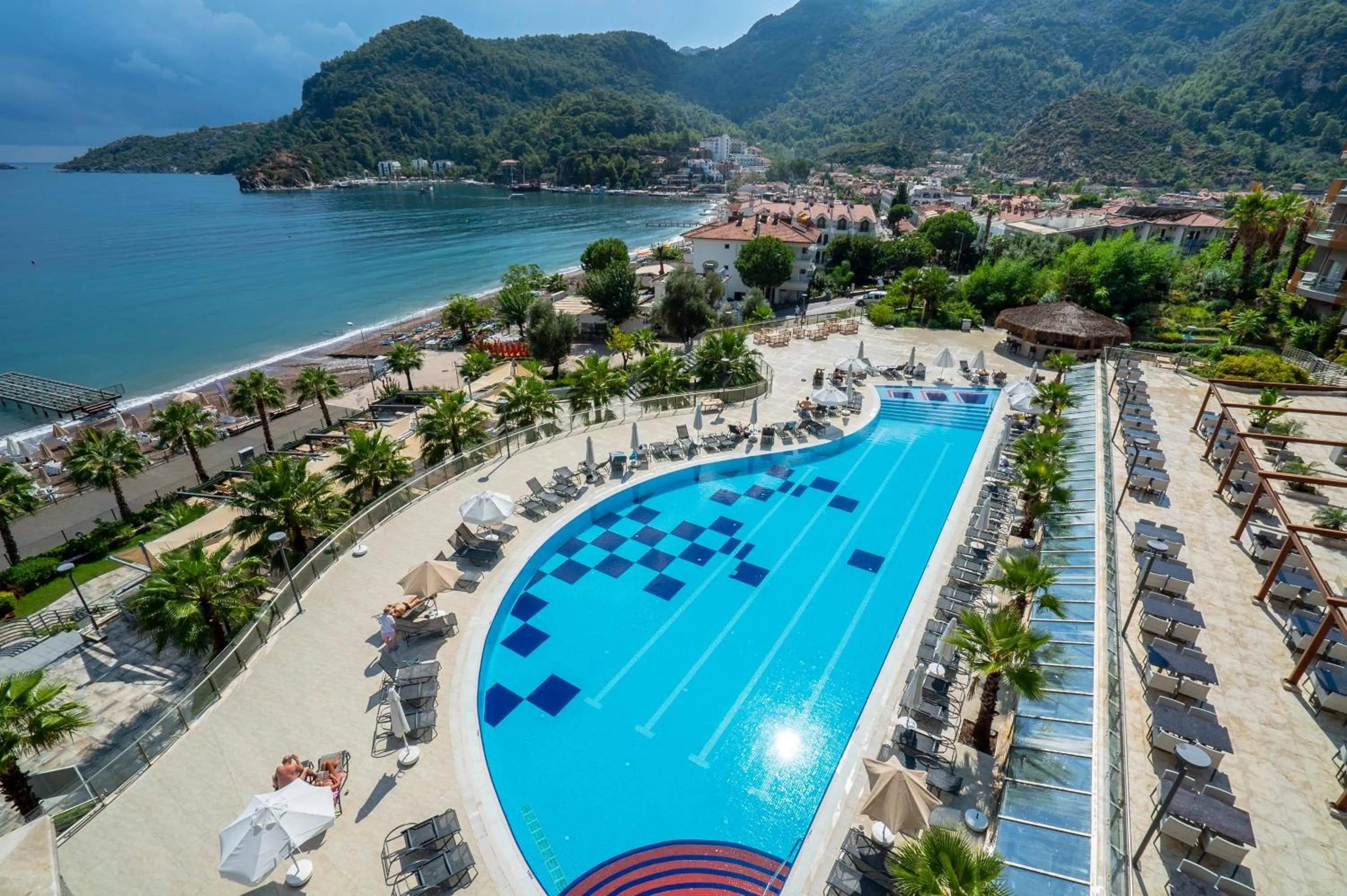 Pool view in Turunc Premium Hotel