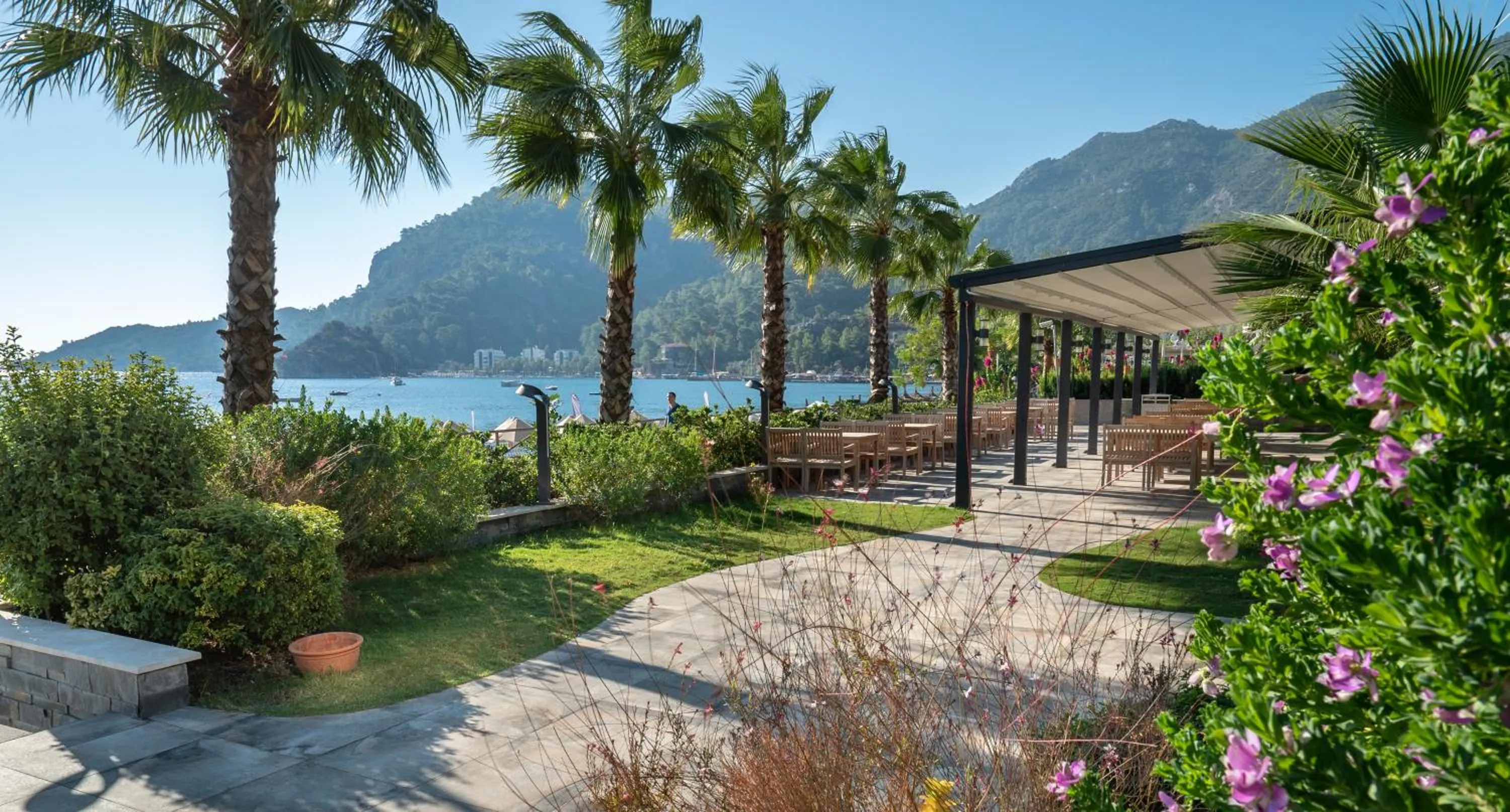 Restaurant/places to eat in Turunc Premium Hotel