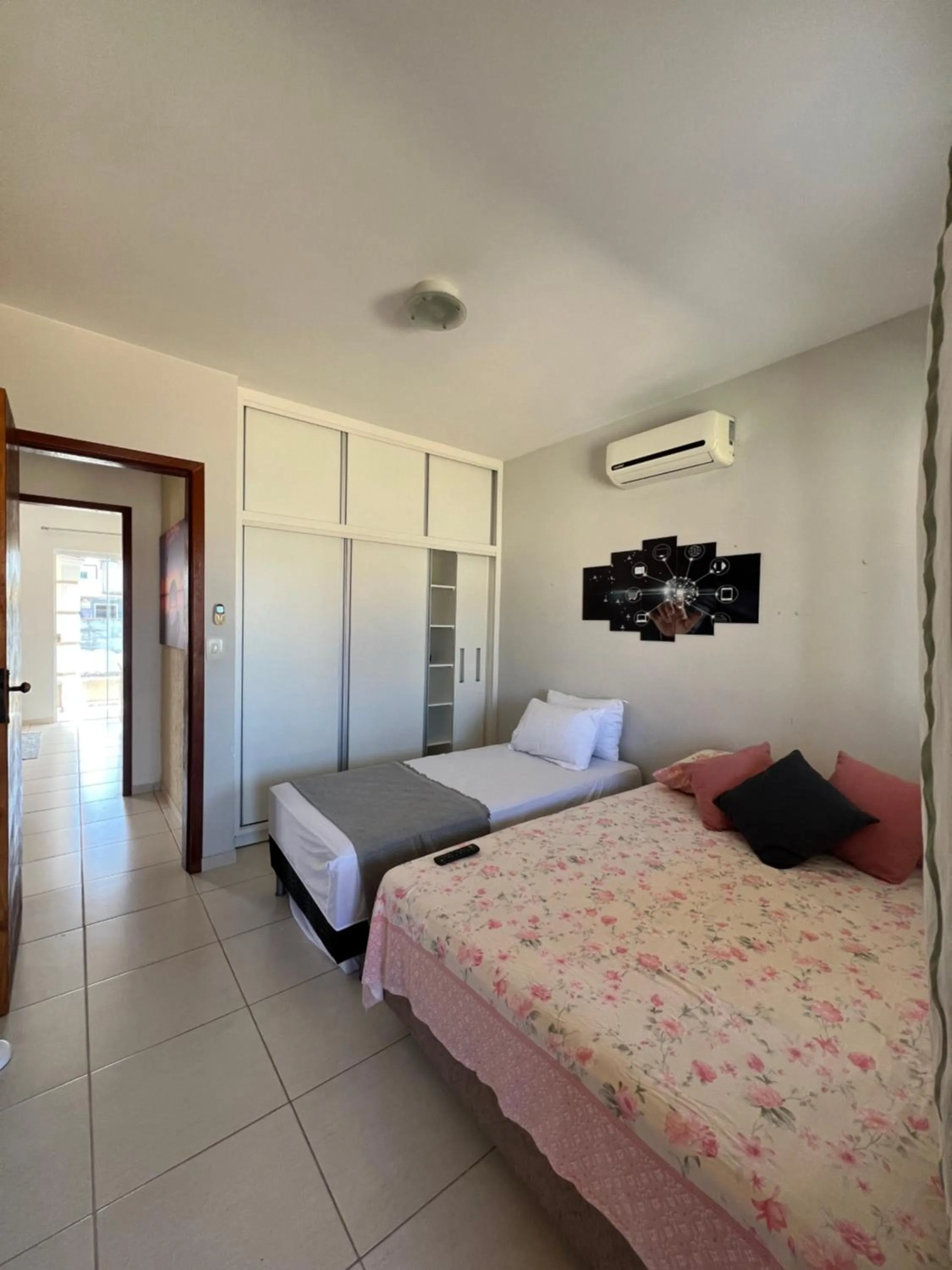 Bed in Casa com piscina, churrasqueira e ar condicionado em condomínio