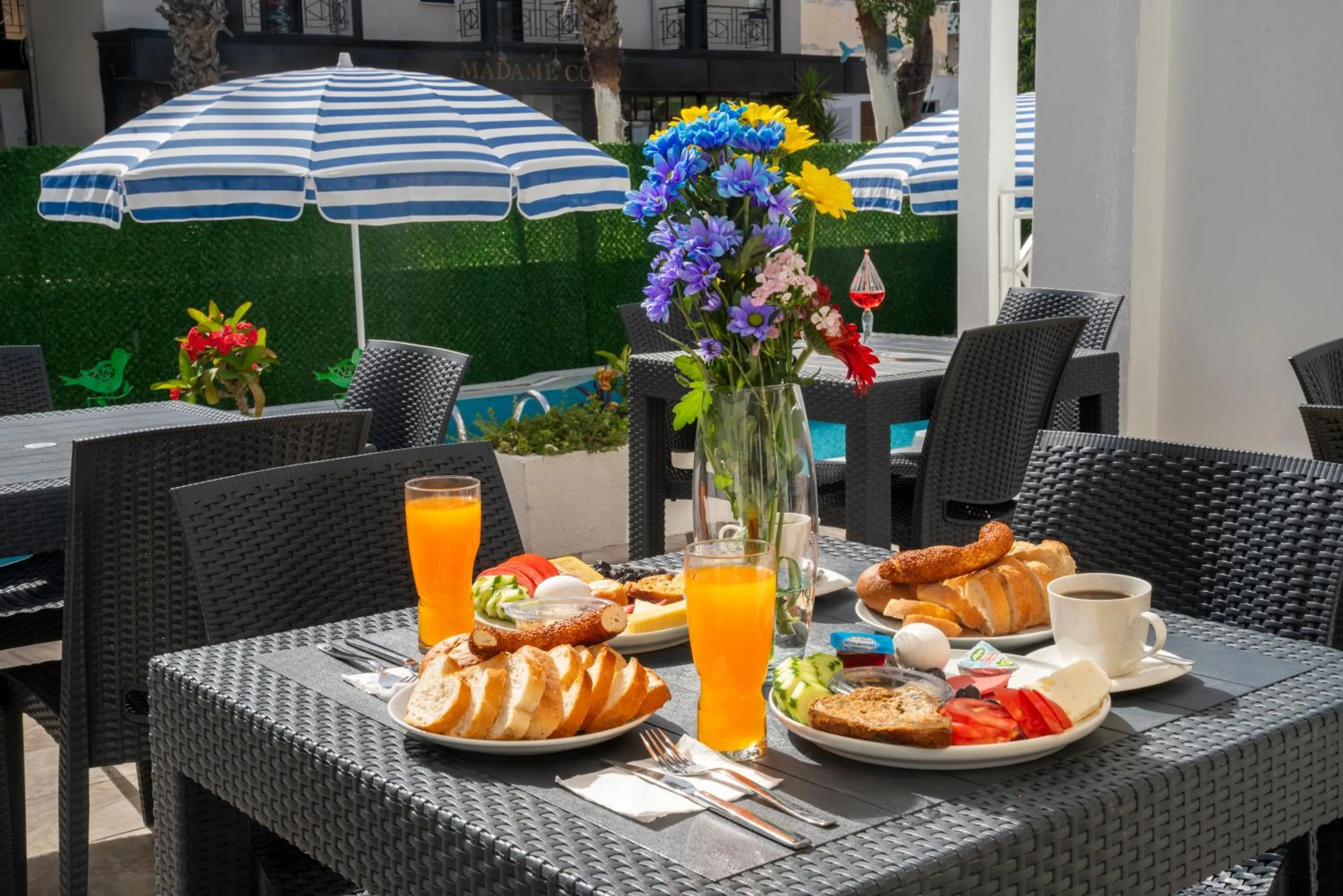 Restaurant/places to eat in Kemer Royal Beach