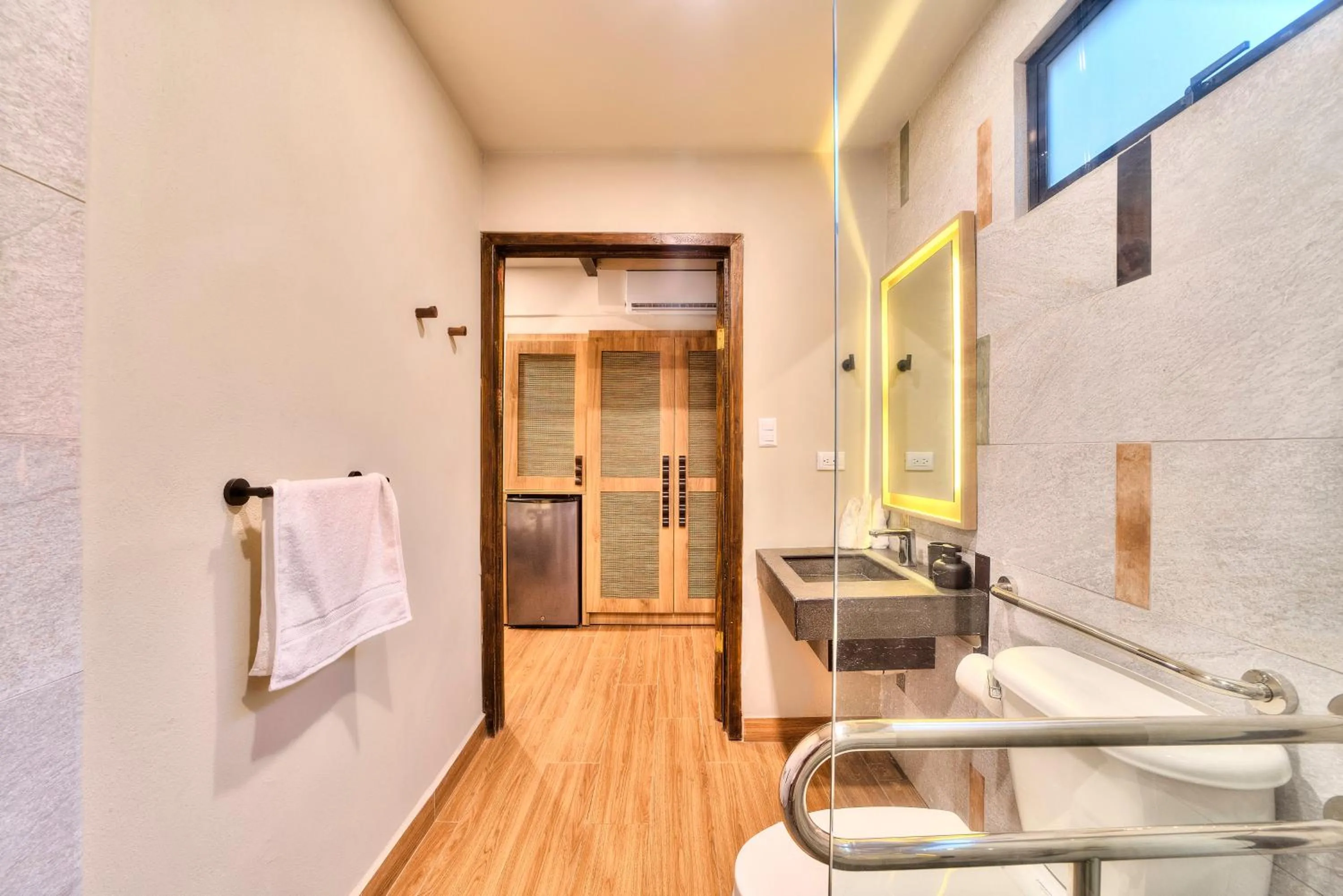 Bathroom in Conga Boutique Hotel