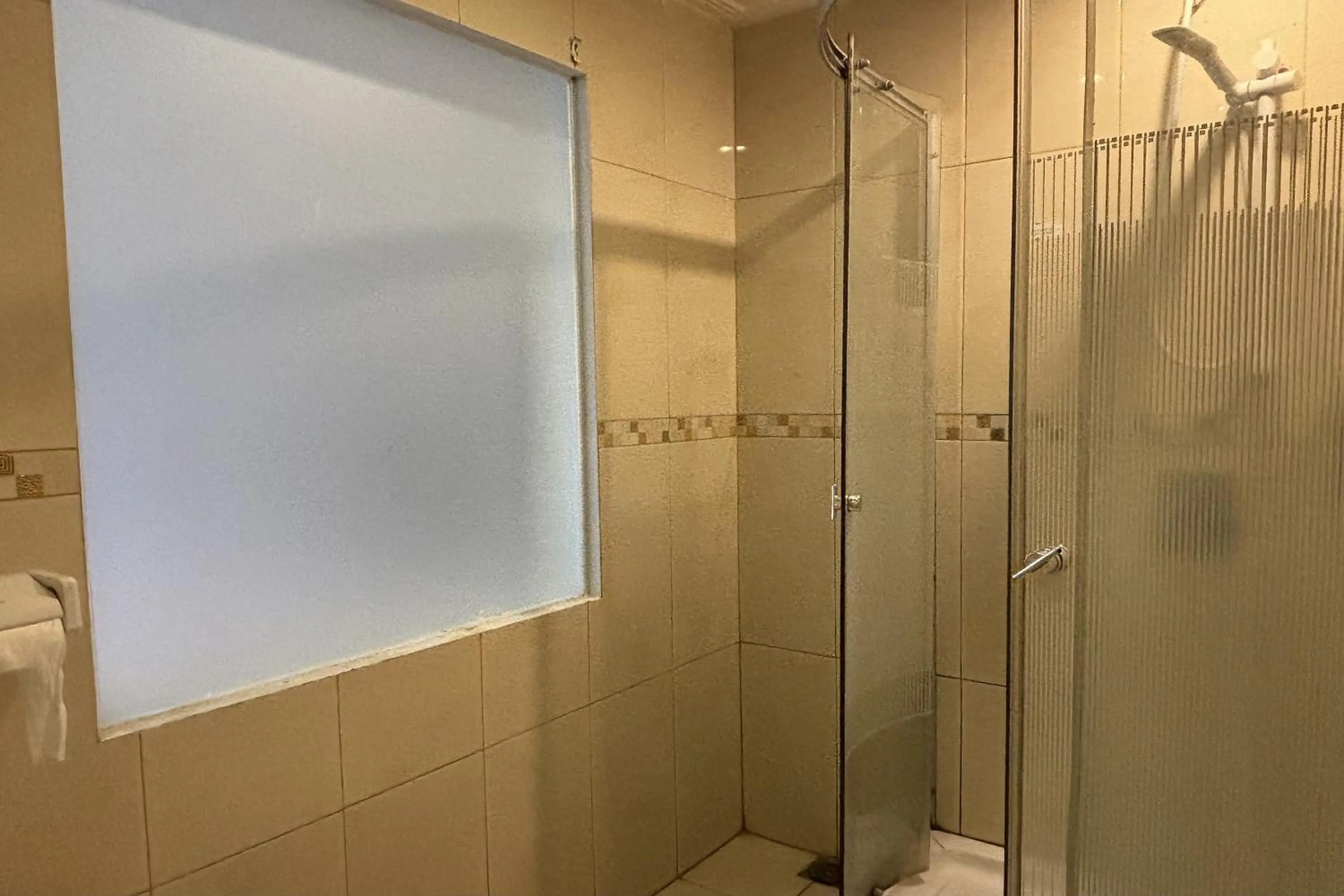 Bathroom in Green Hero Darajat Hotel