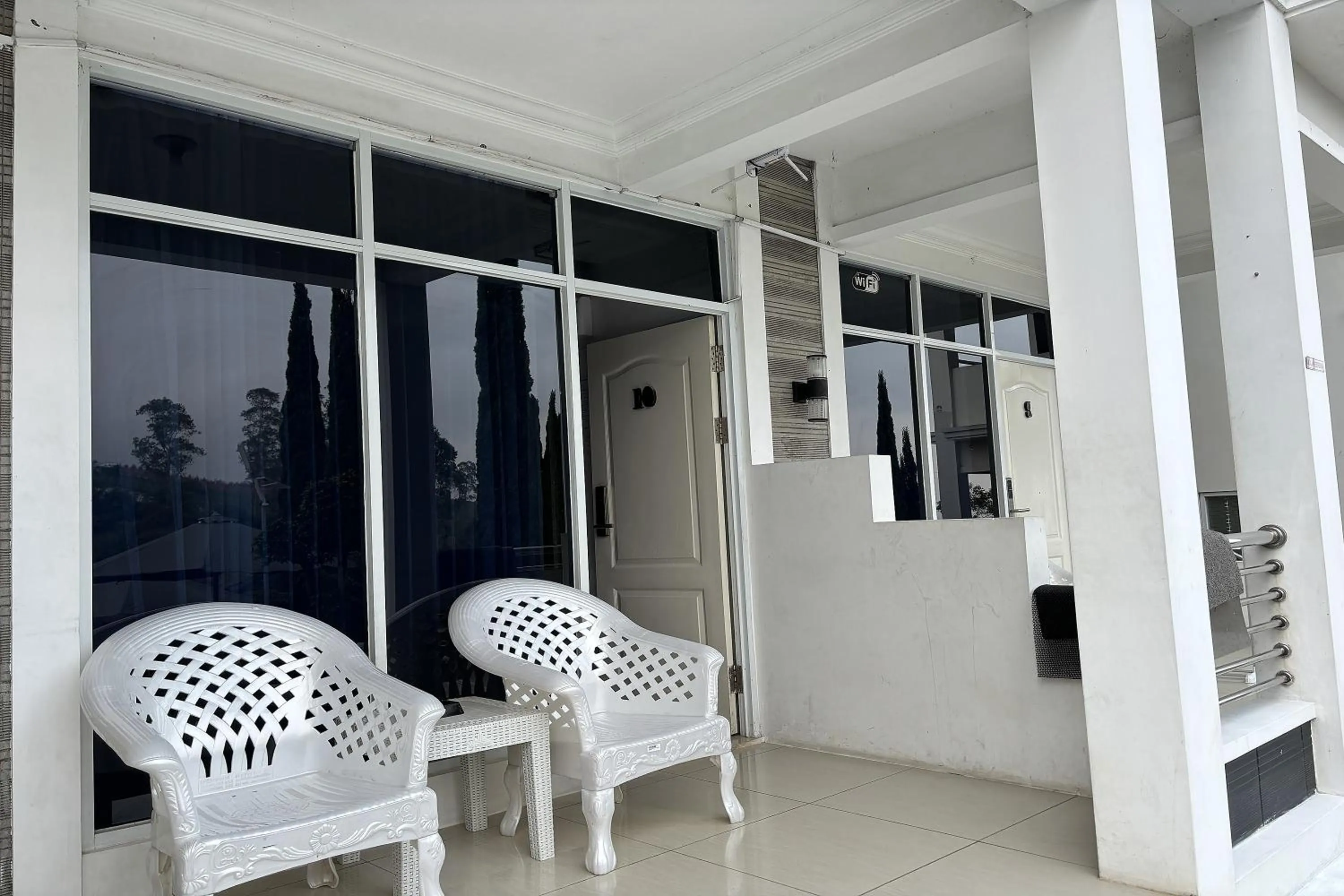 Balcony/Terrace in Green Hero Darajat Hotel