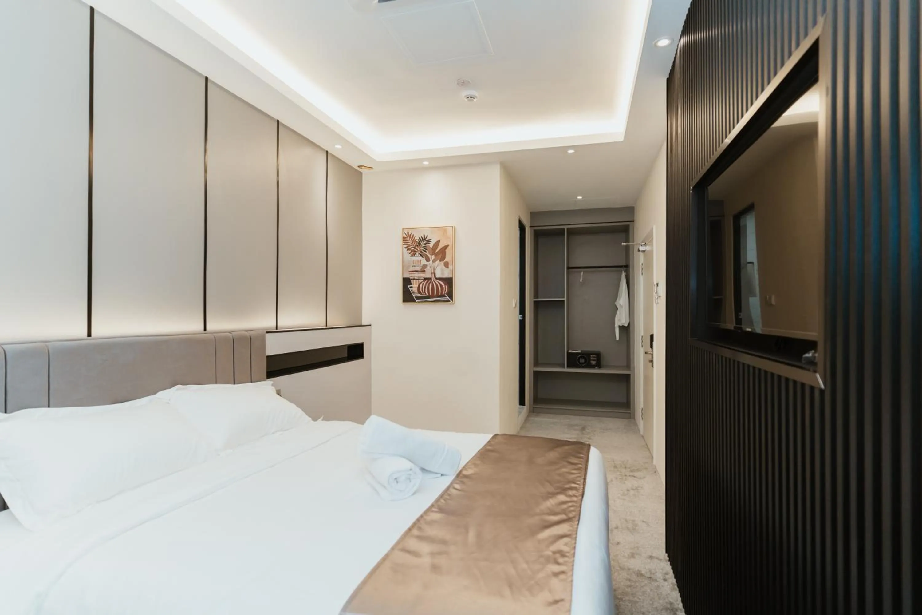 Bed in Brilliant Hotel Dan Spa