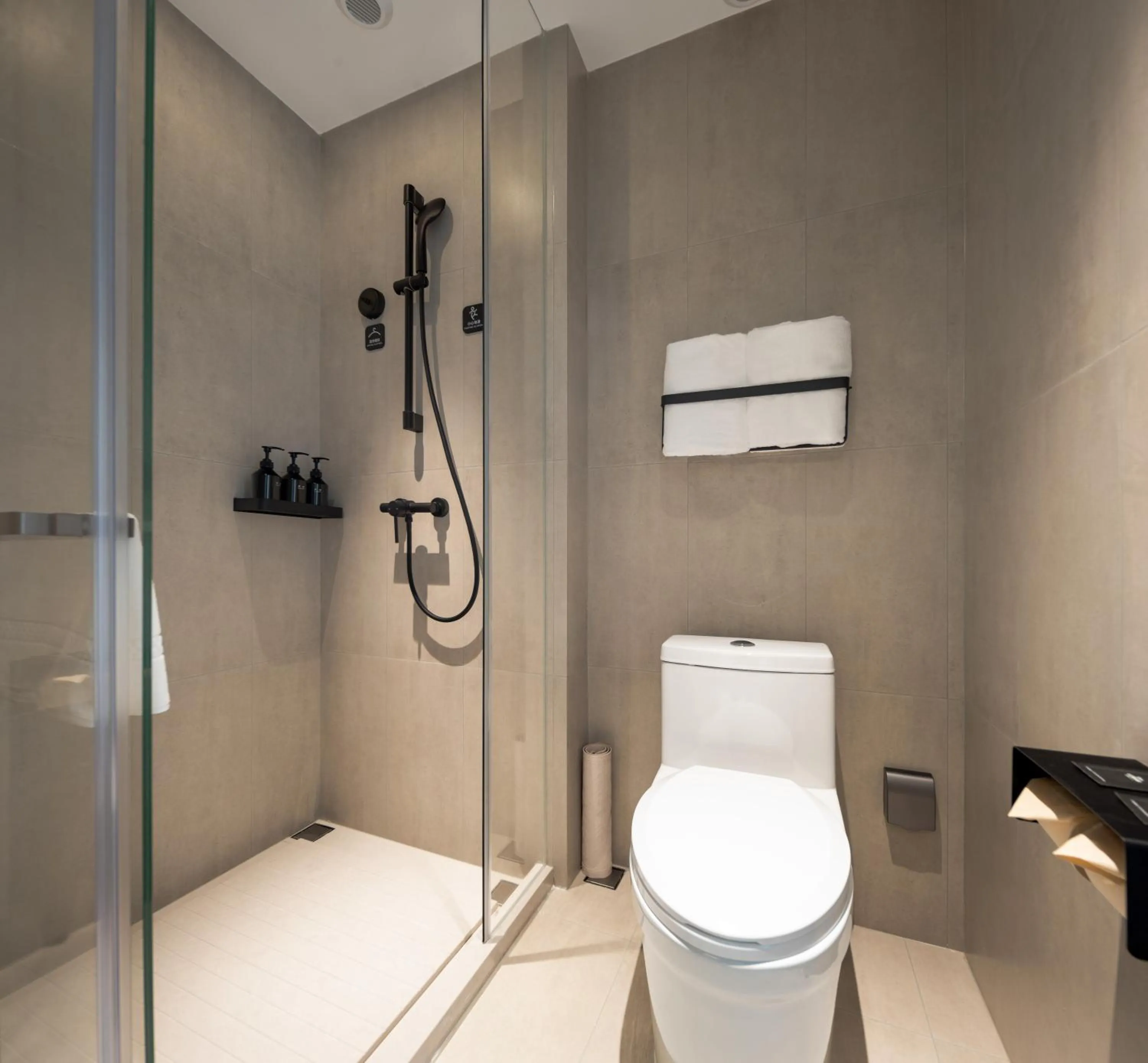 Atour Light Hotel Shenyang Yuhong Plaza Metro Station