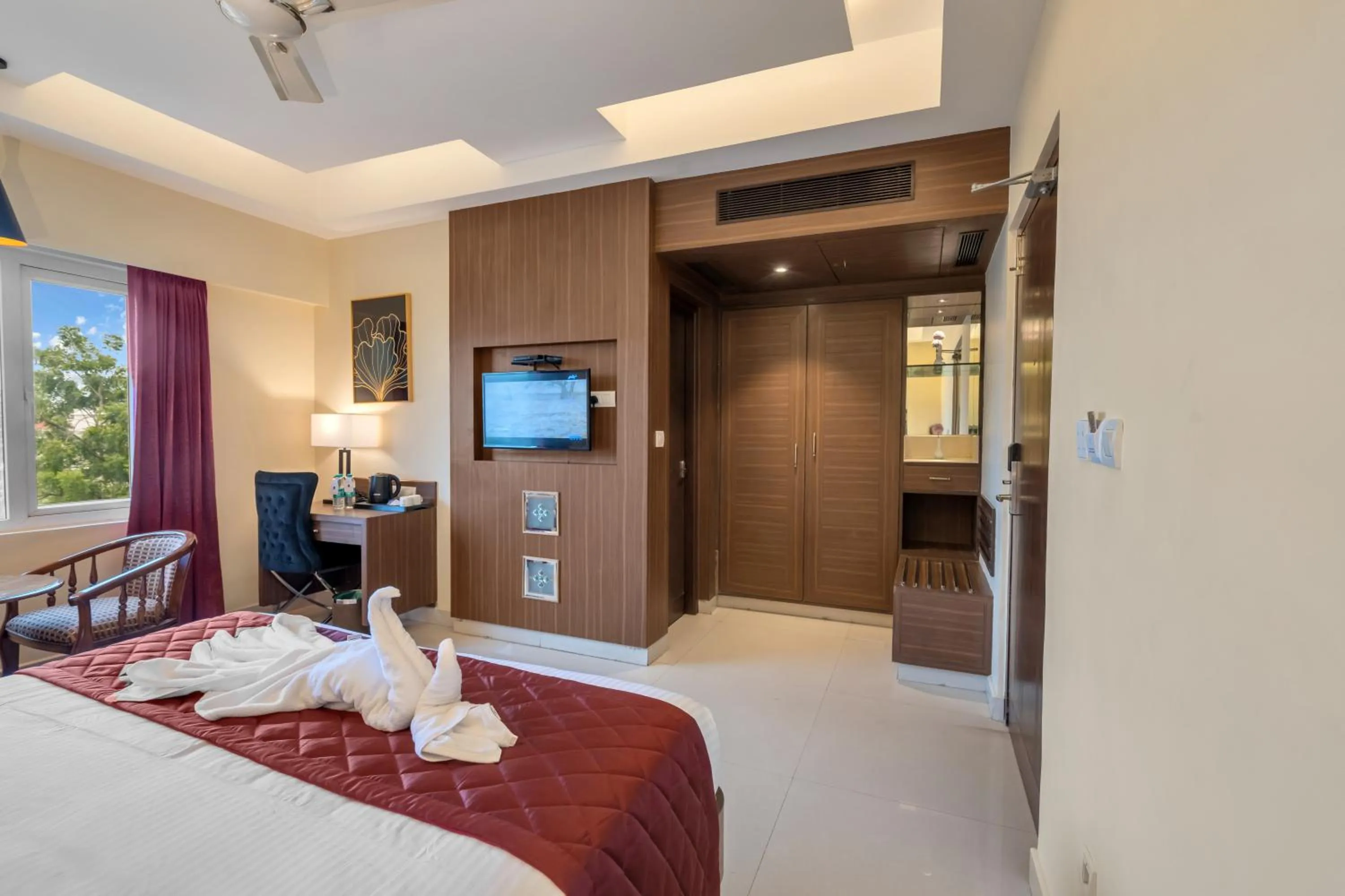 Bedroom, Bed in Park Avenue Hotel & Apartments Trichy