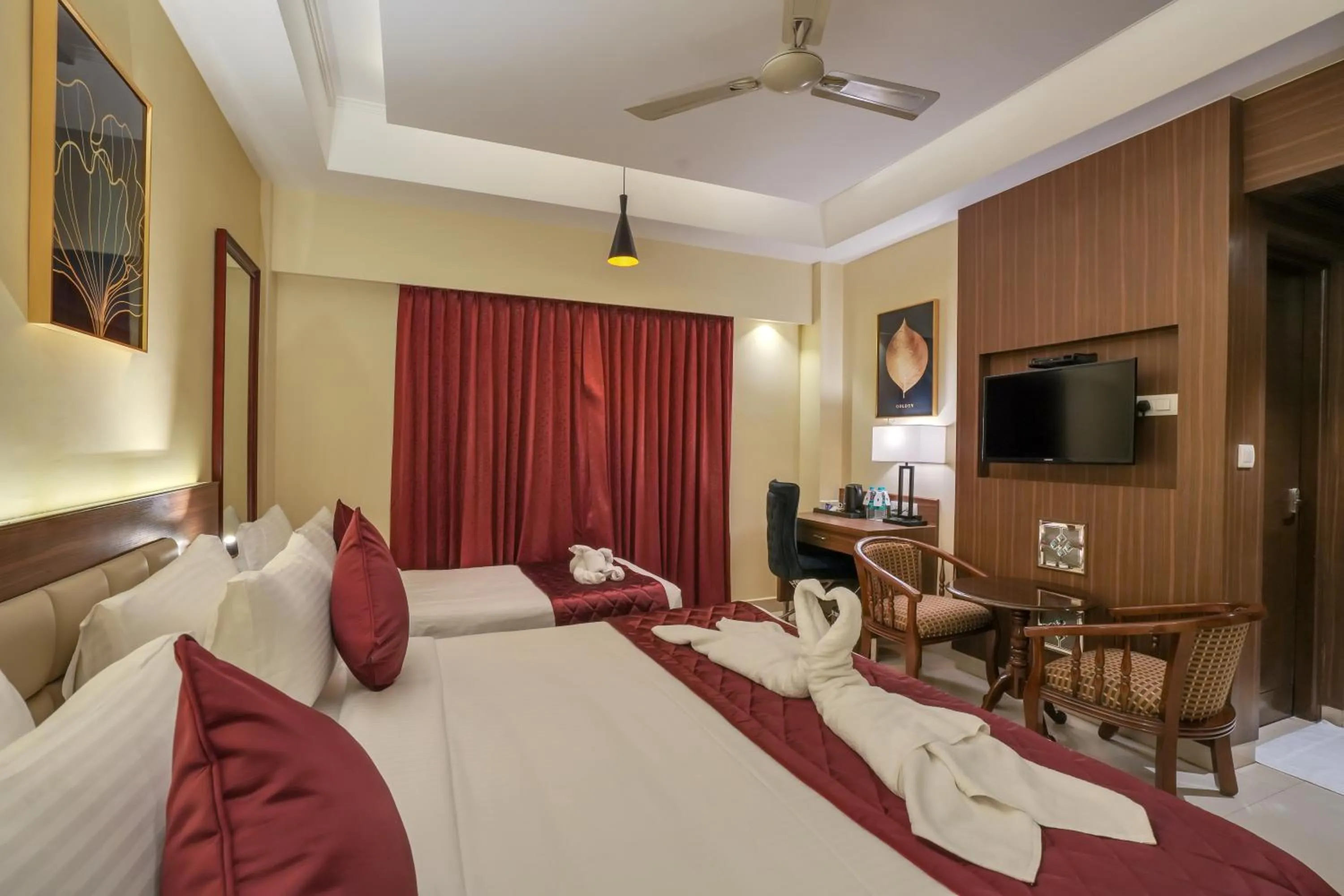 Bedroom, Bed in Park Avenue Hotel & Apartments Trichy