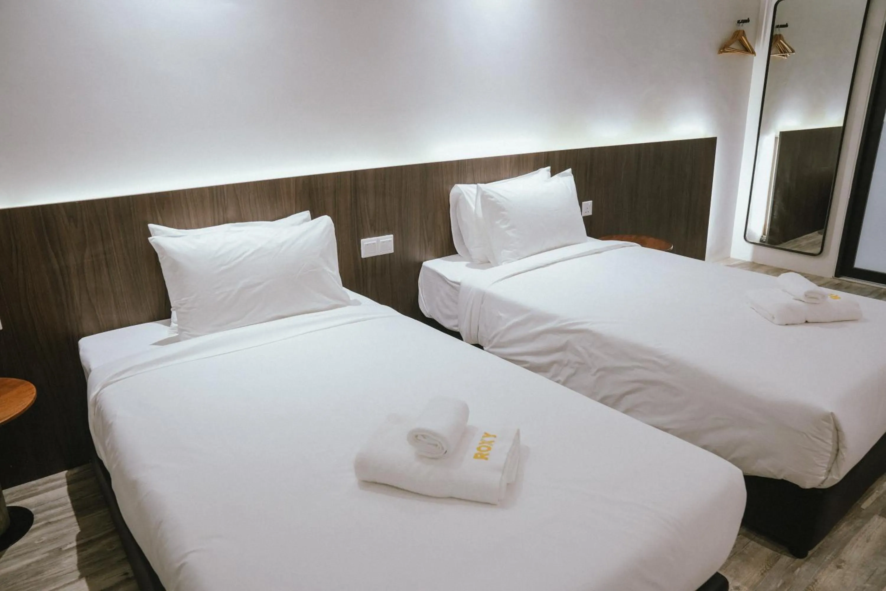 Bed in Roxy Hotel Siniawan