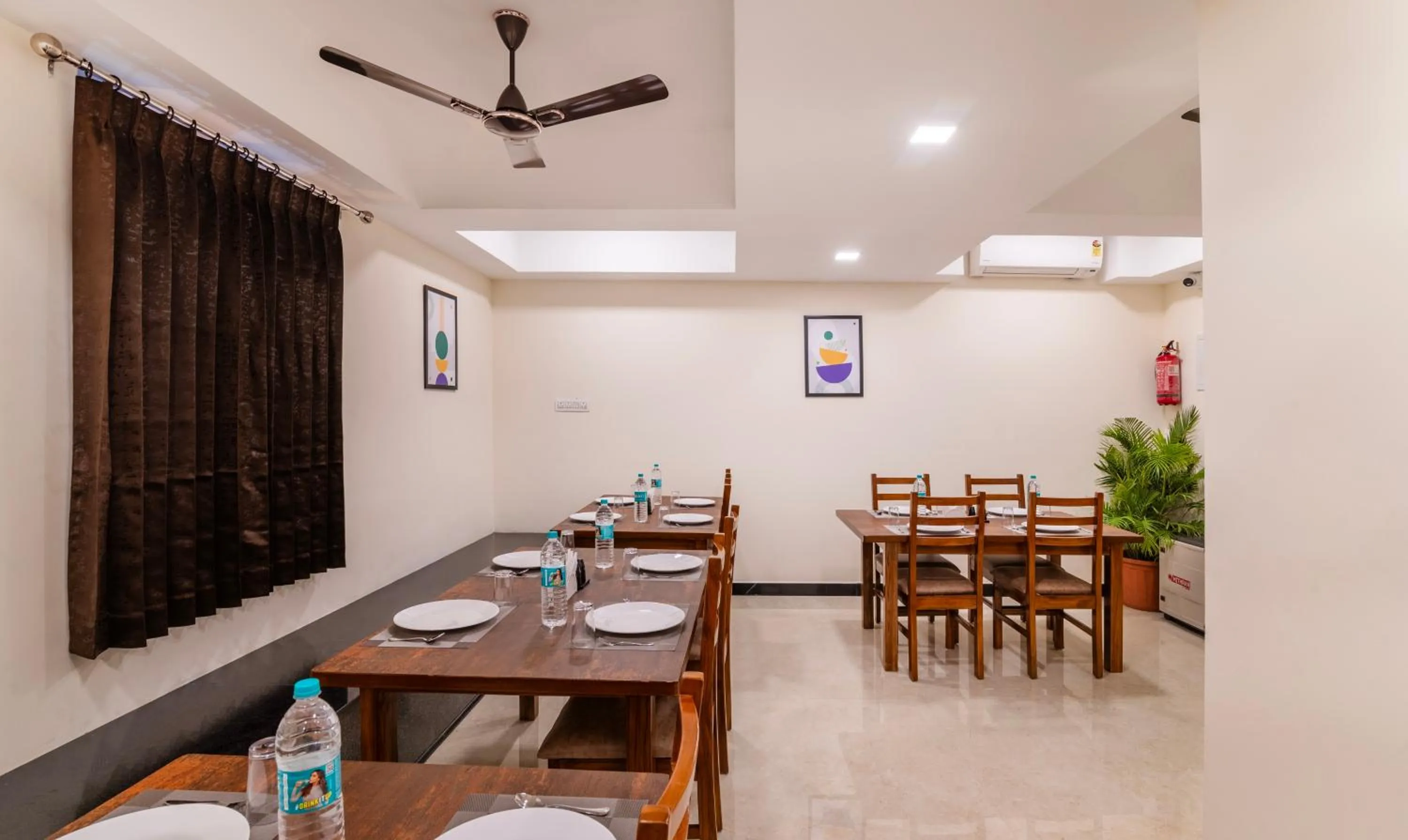 Dining area in Treebo Rakshitha, Porur