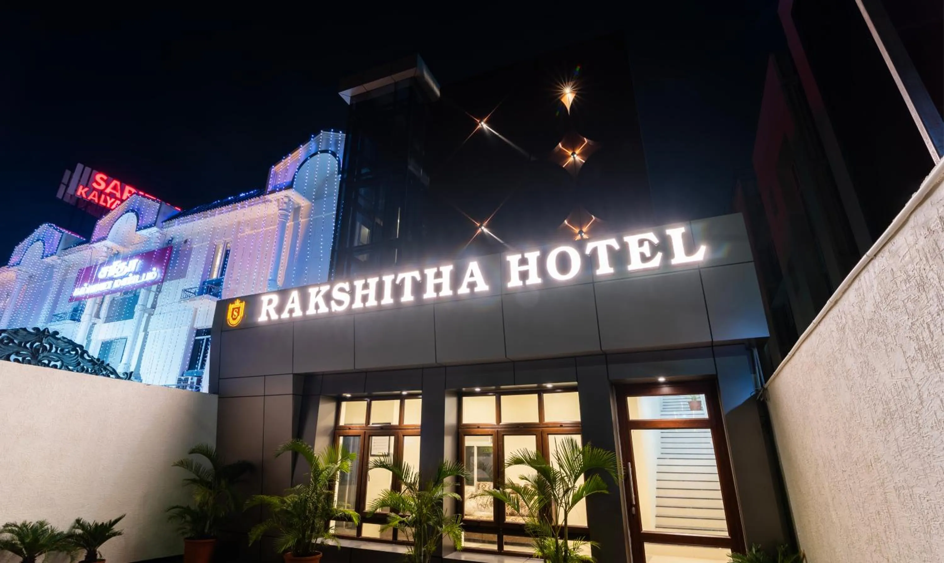 Facade/entrance in Treebo Rakshitha, Porur