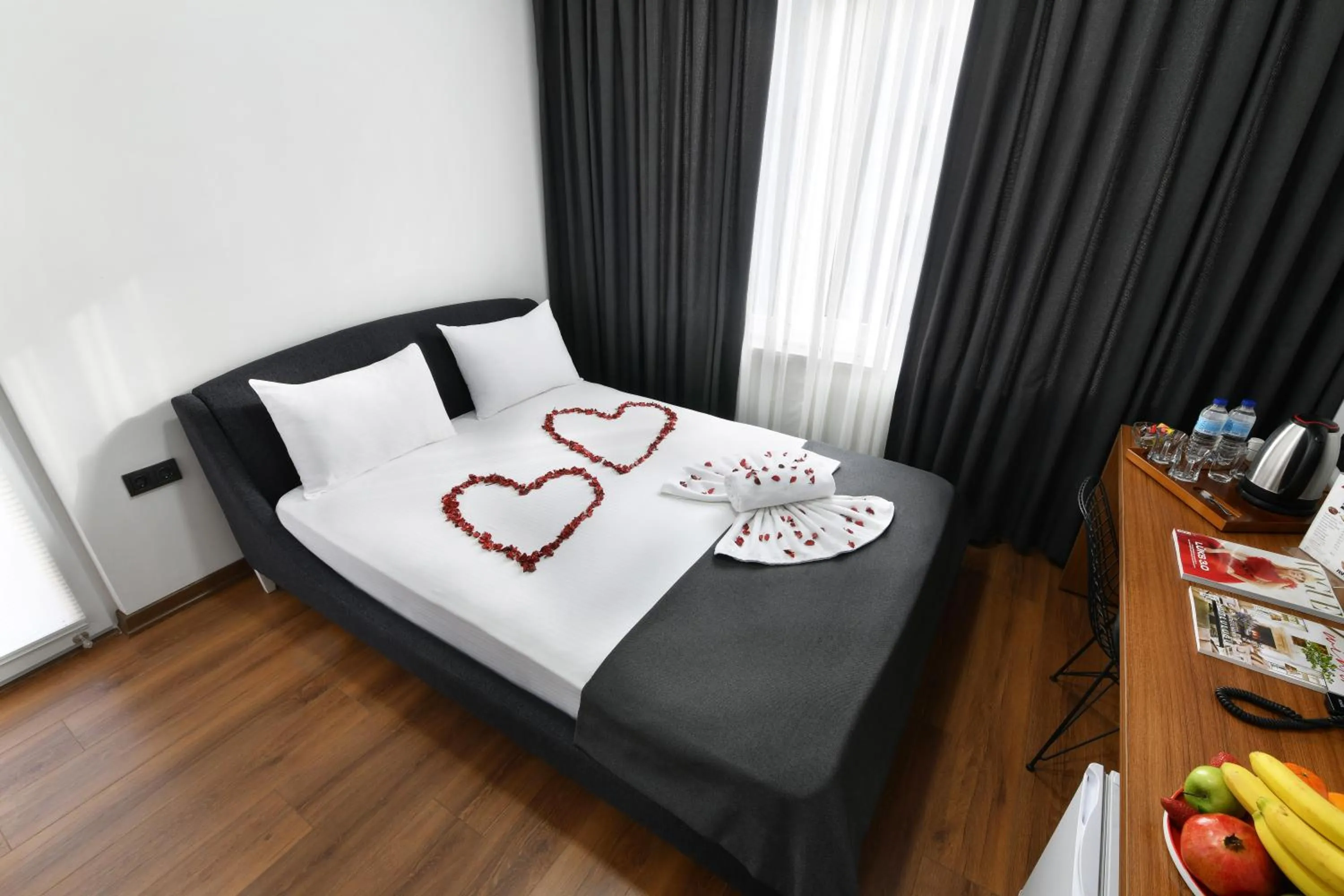 Bed in Nish Suites Atasehir