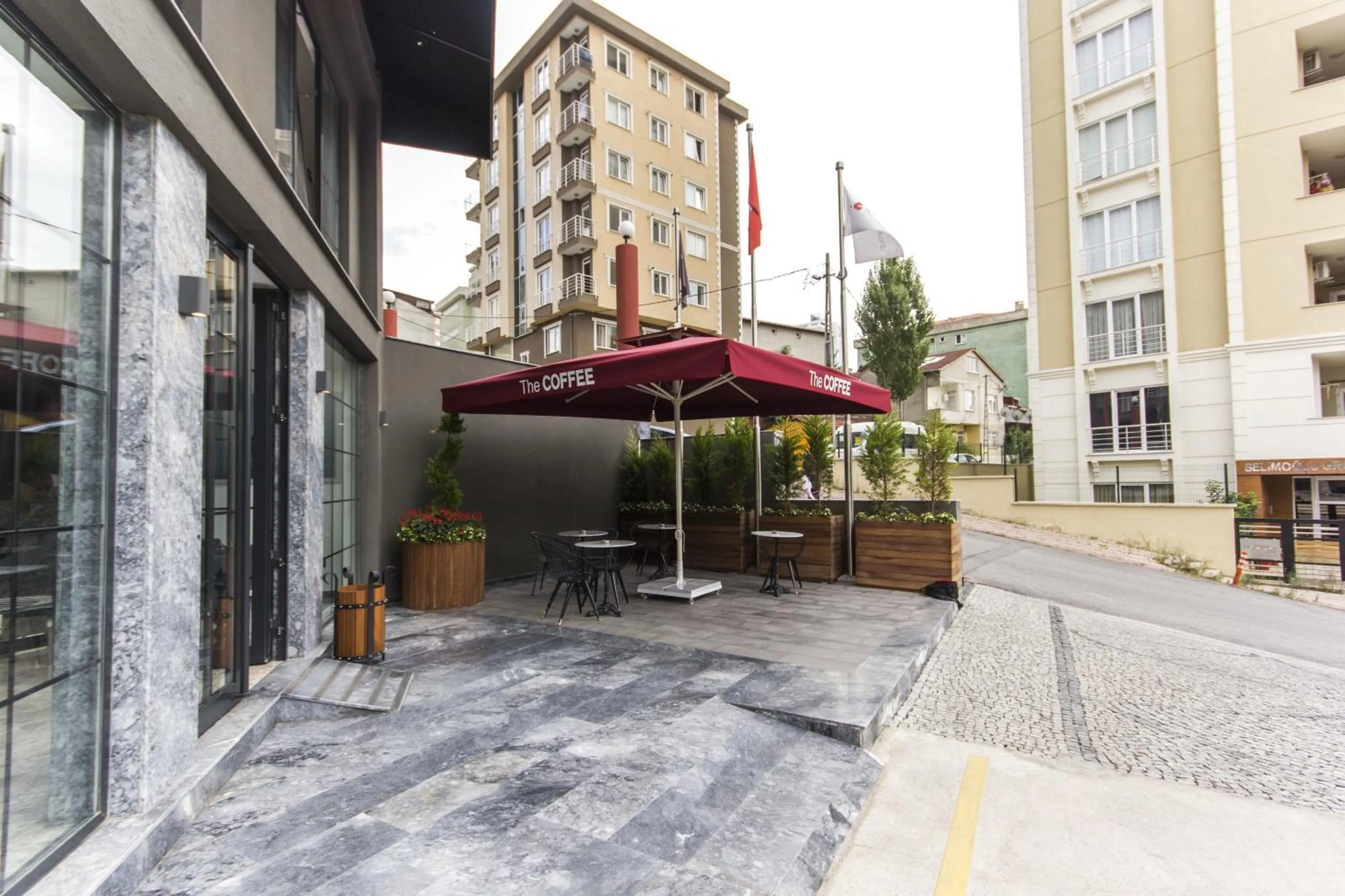 Patio in Nish Suites Atasehir