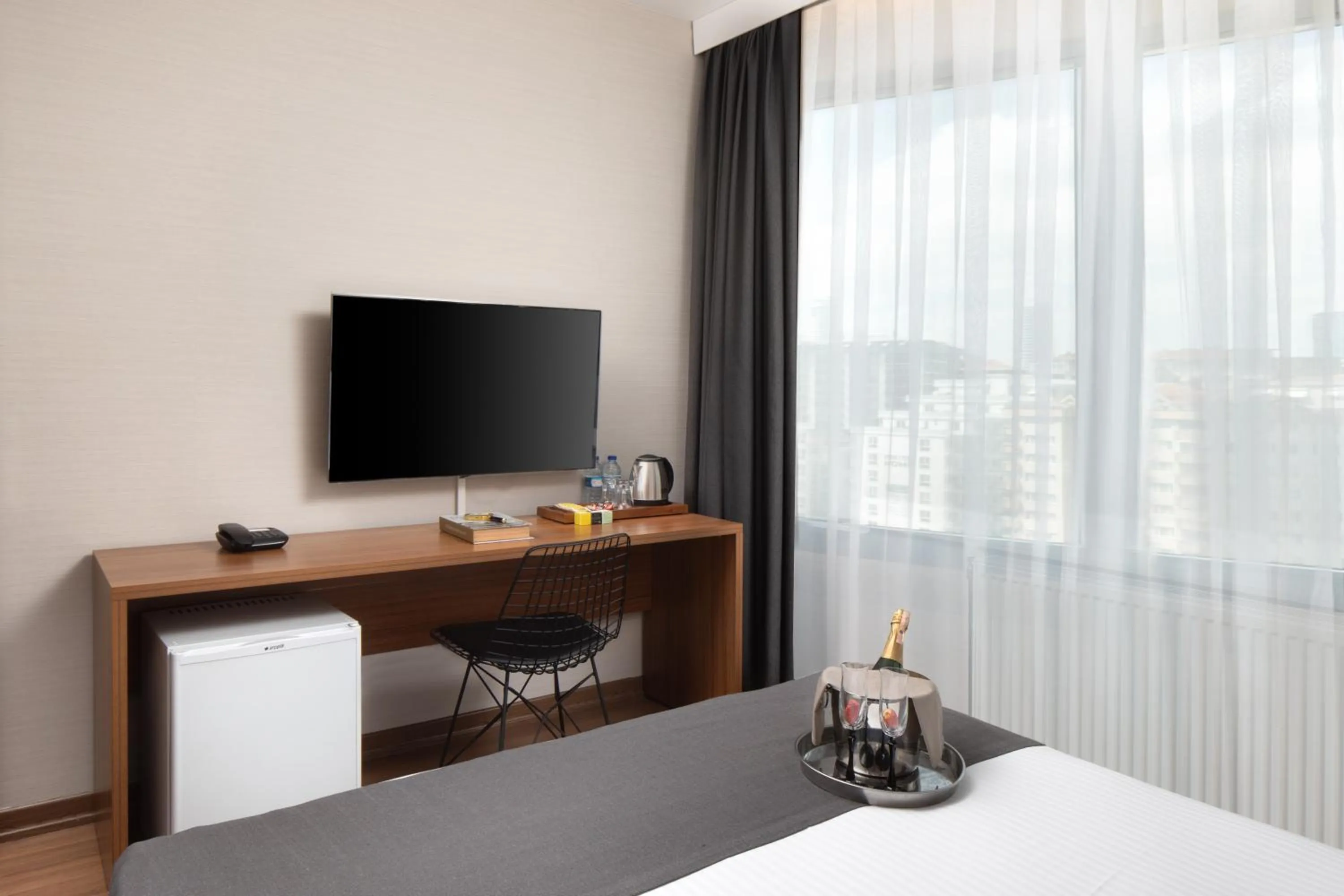 Bed in Nish Suites Atasehir