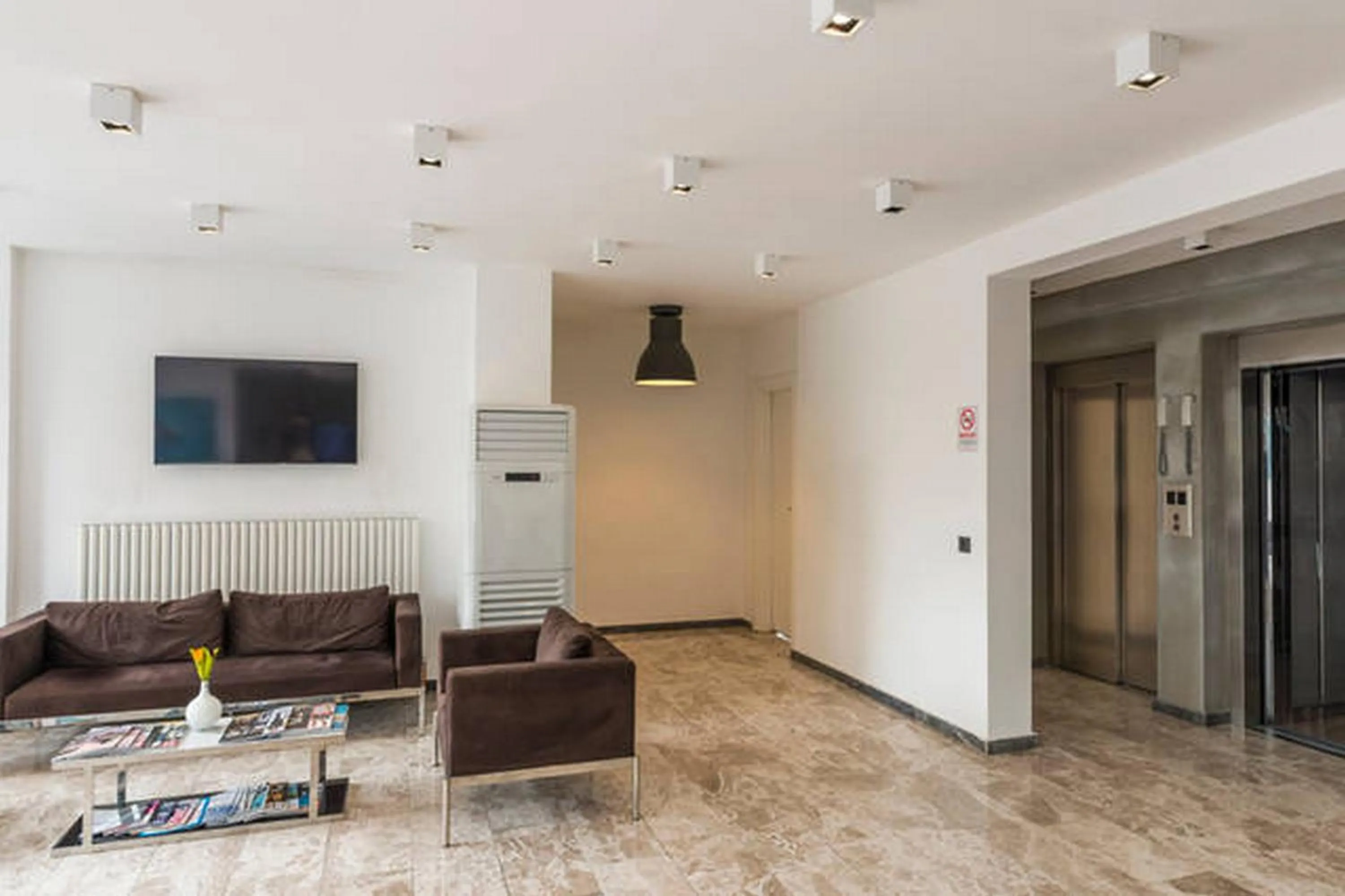 Lobby or reception in Nish Suites Atasehir