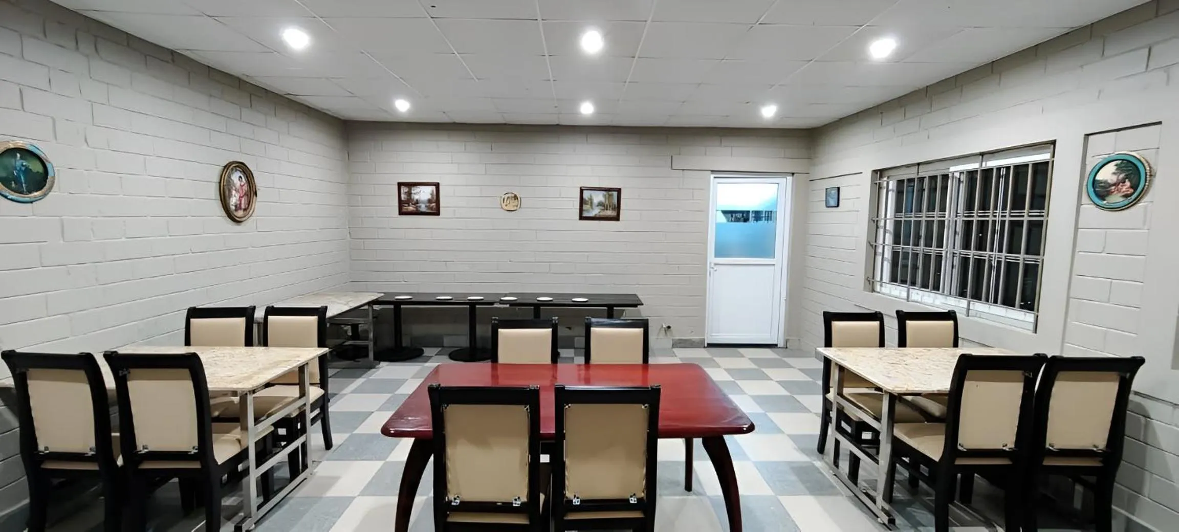 Restaurant/places to eat in Ibex Resorts, Valparai Mistly