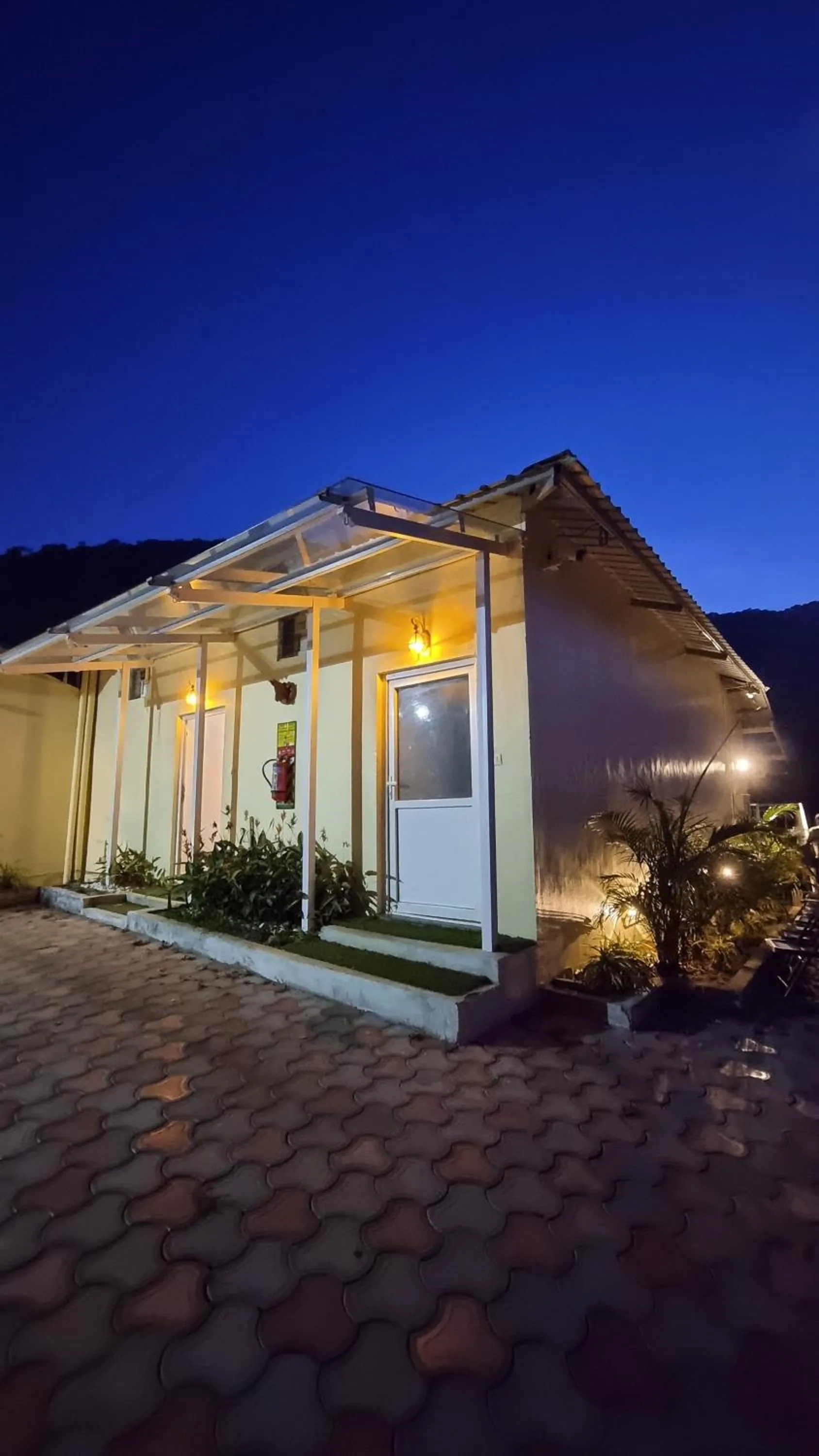 Night in Ibex Resorts, Valparai Mistly