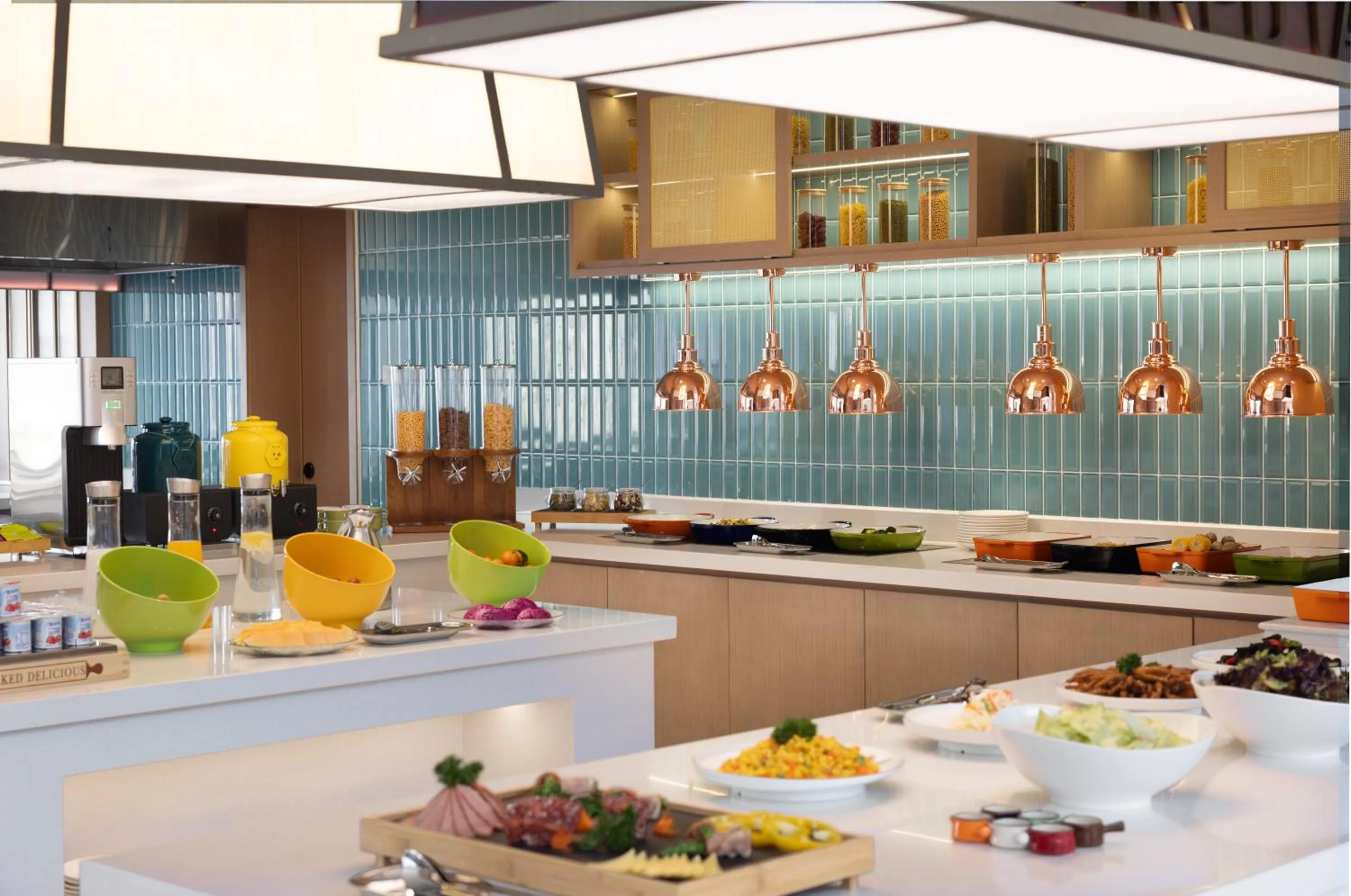 Buffet breakfast in Home2 Suite by Hilton Jingjiang Binjiang New Town