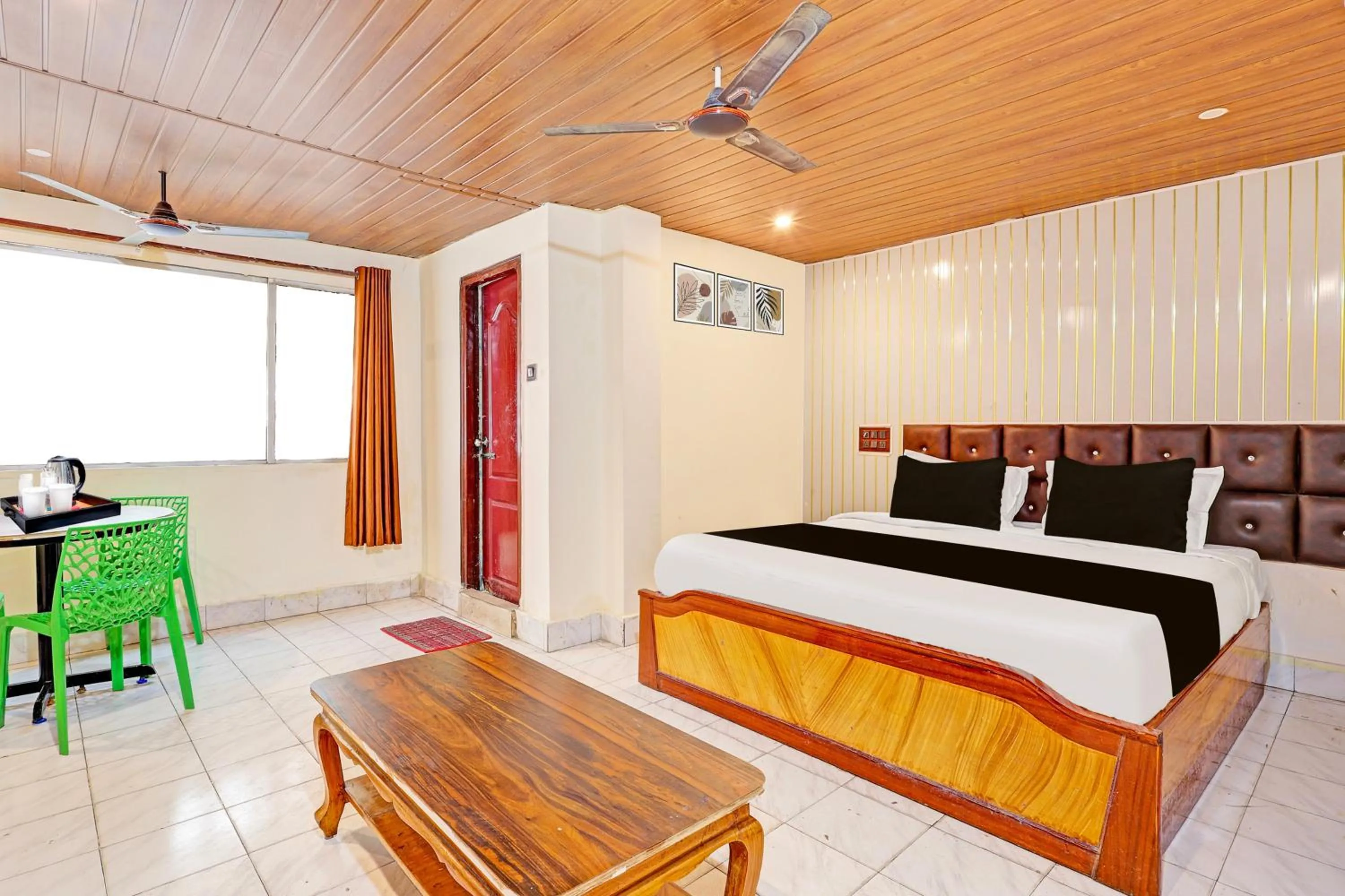 Bedroom, Bed in Super Hotel O Besant Road