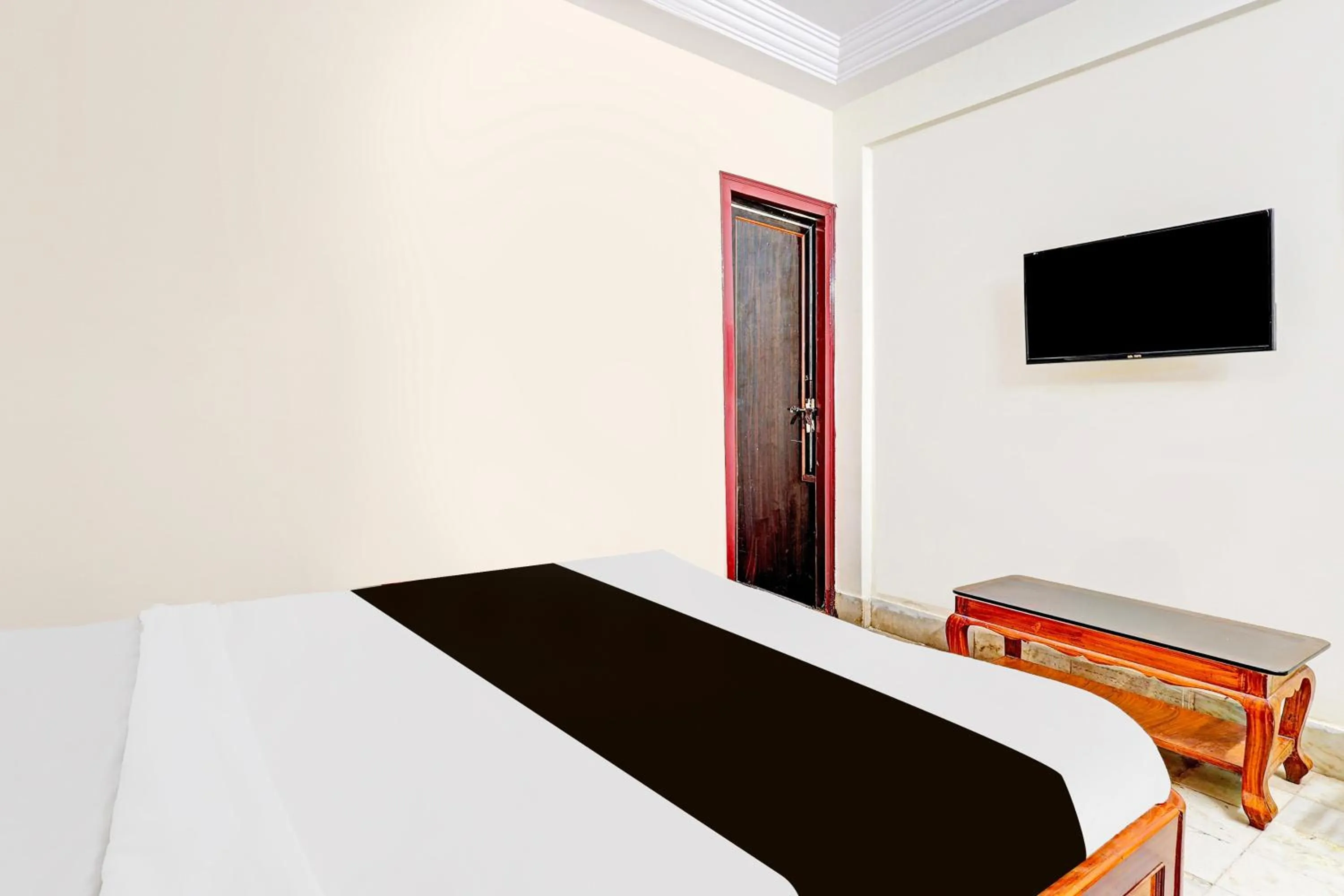 Bedroom, Bed in Super Hotel O Besant Road