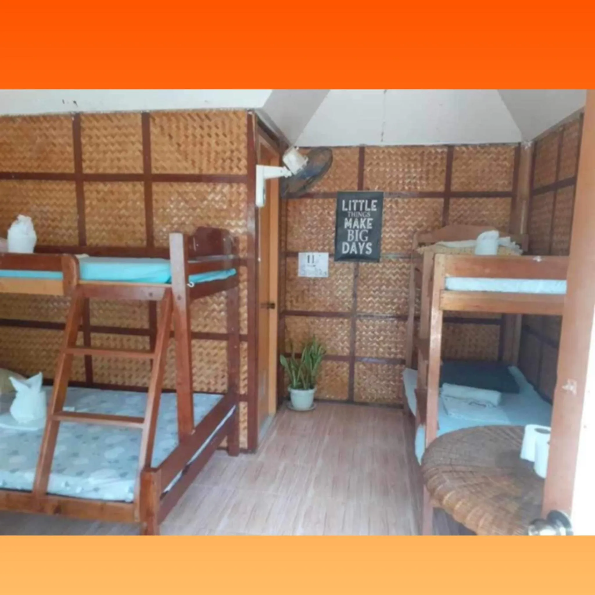 Bed in Floresitas Beach Resort