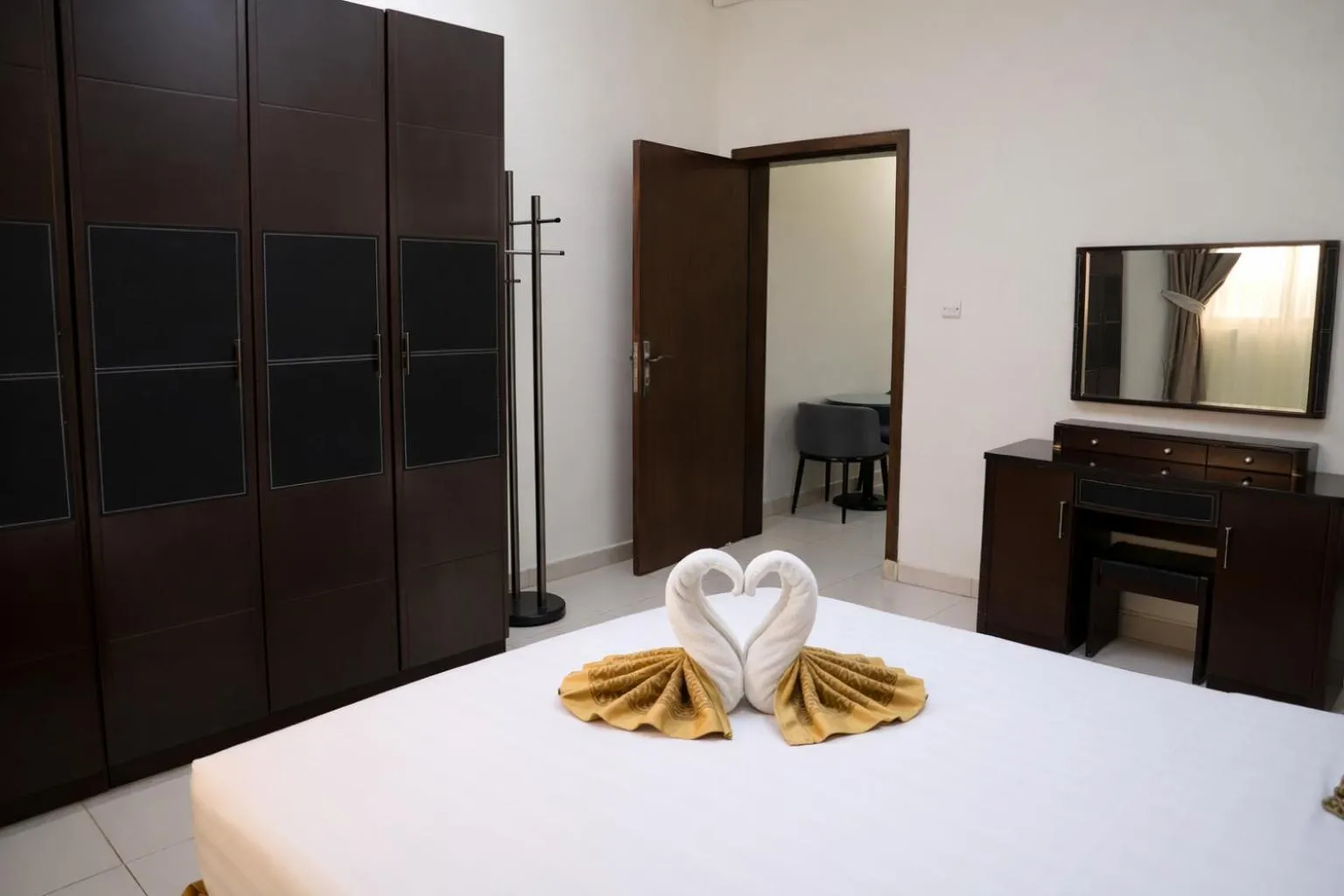 Bedroom, Bed in Binayat Hama Serviced Apartments