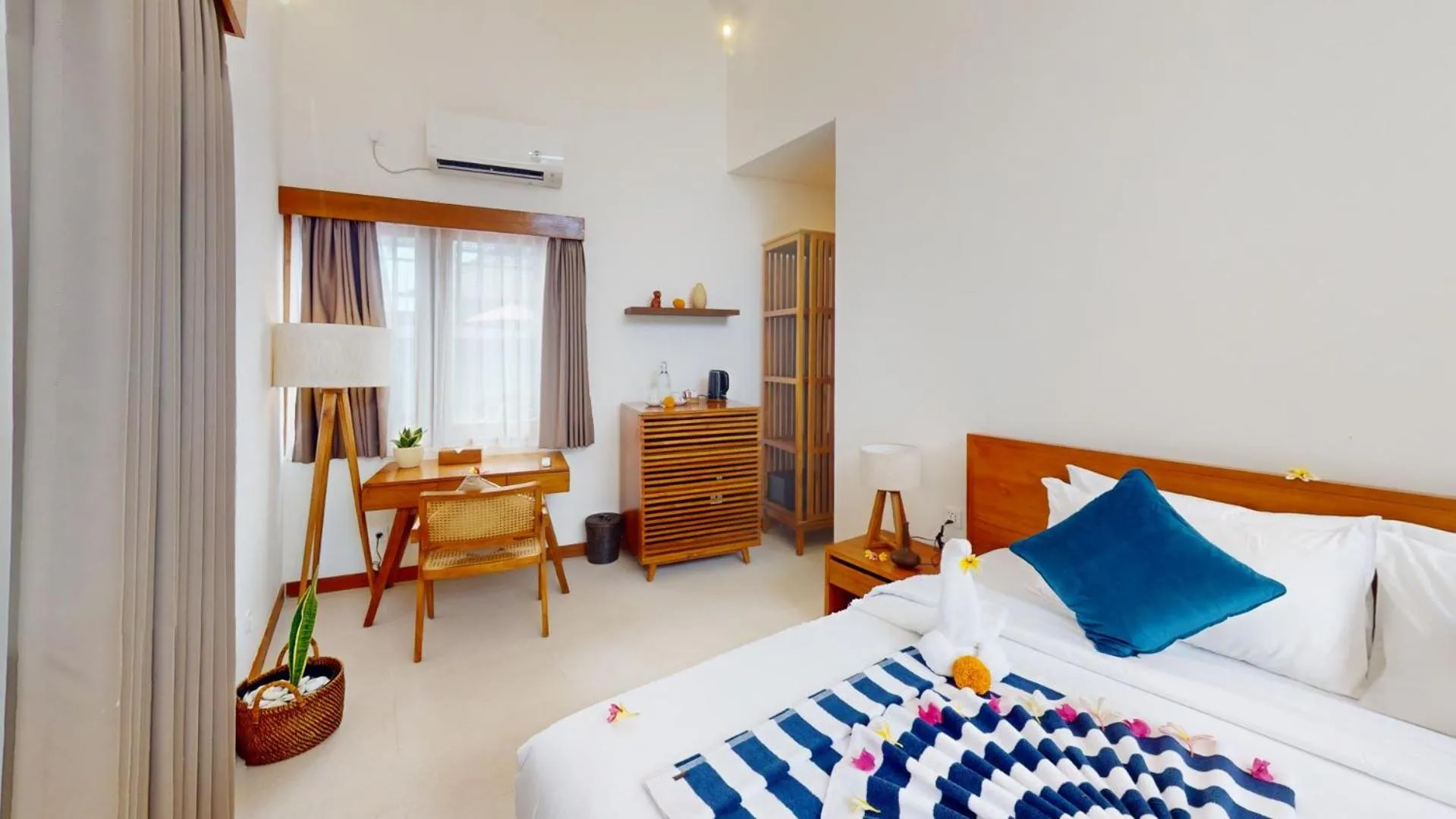 Bed in Segara Seaside Resort