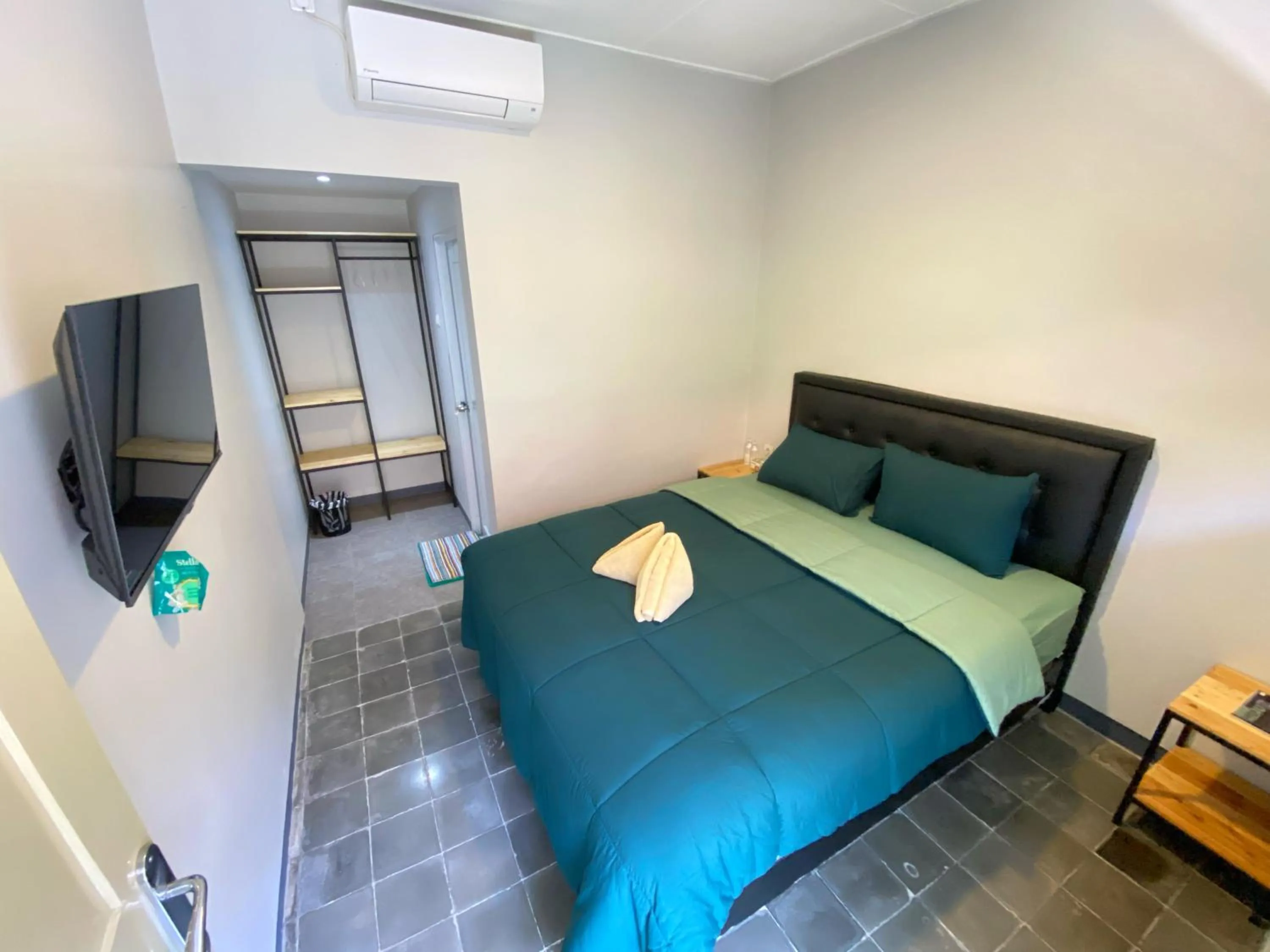 Bed in Petik Merah Beo