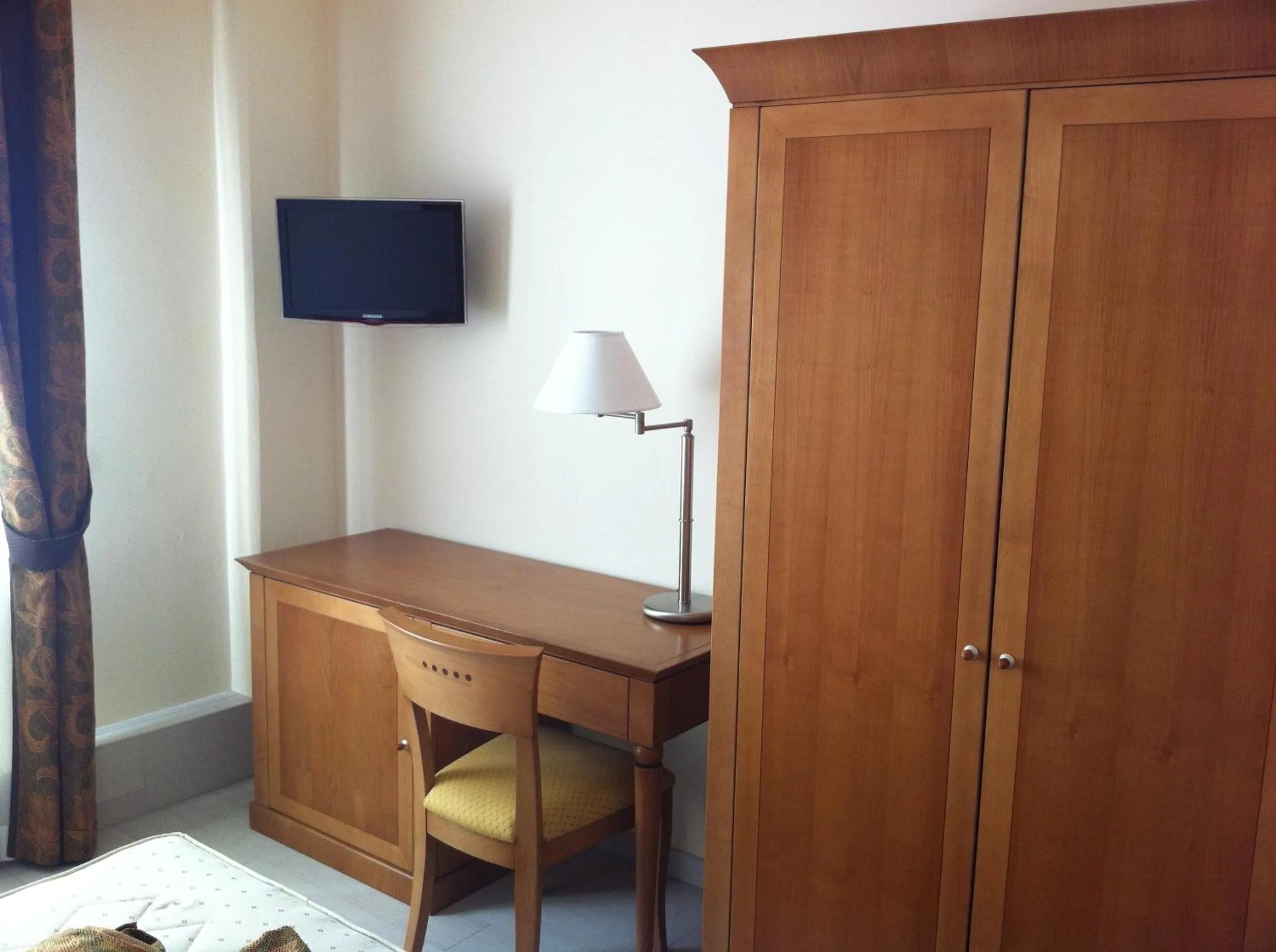 Decorative detail in B&B Teatro Ristori Verona