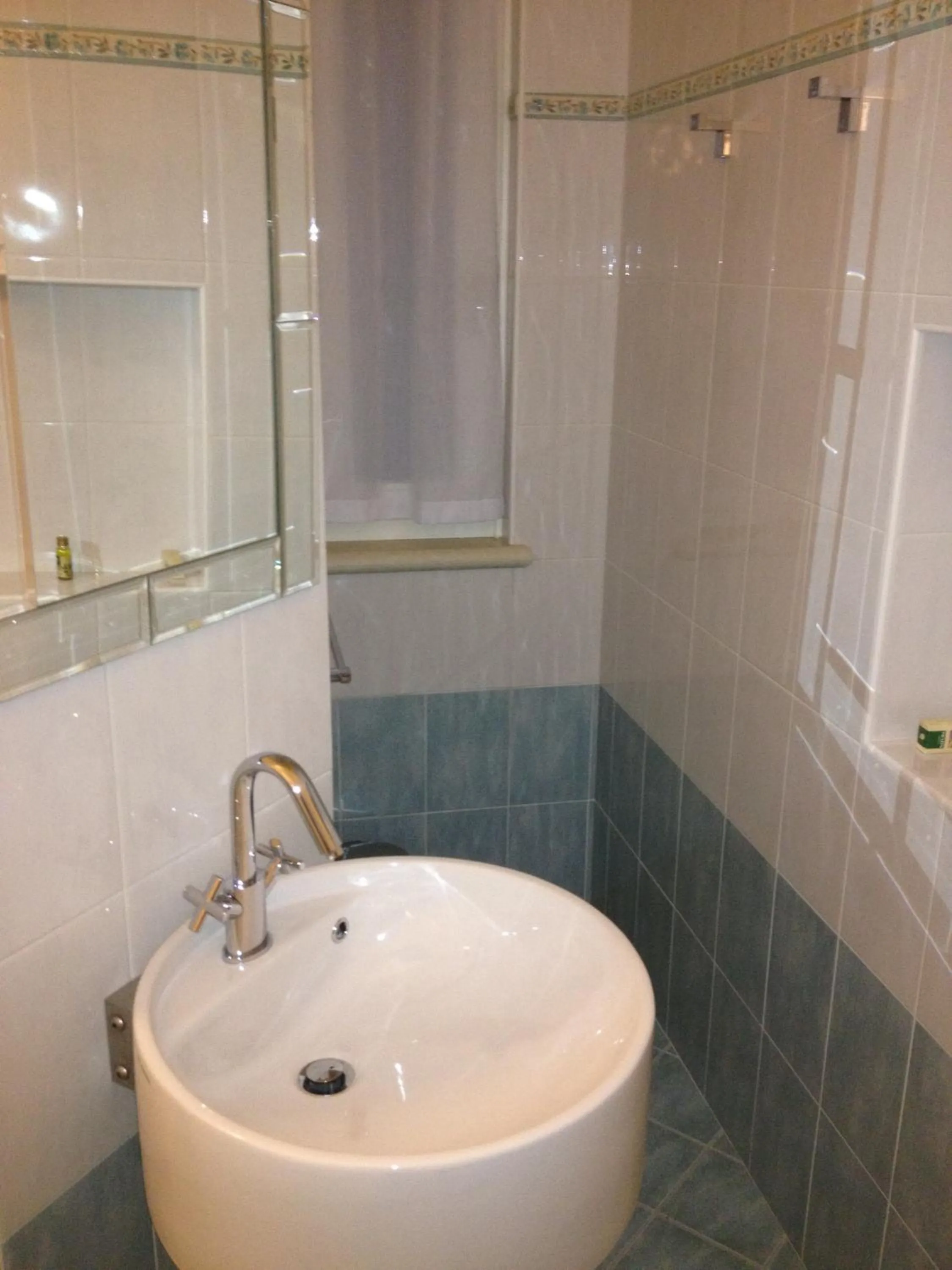 Bathroom in B&B Teatro Ristori Verona