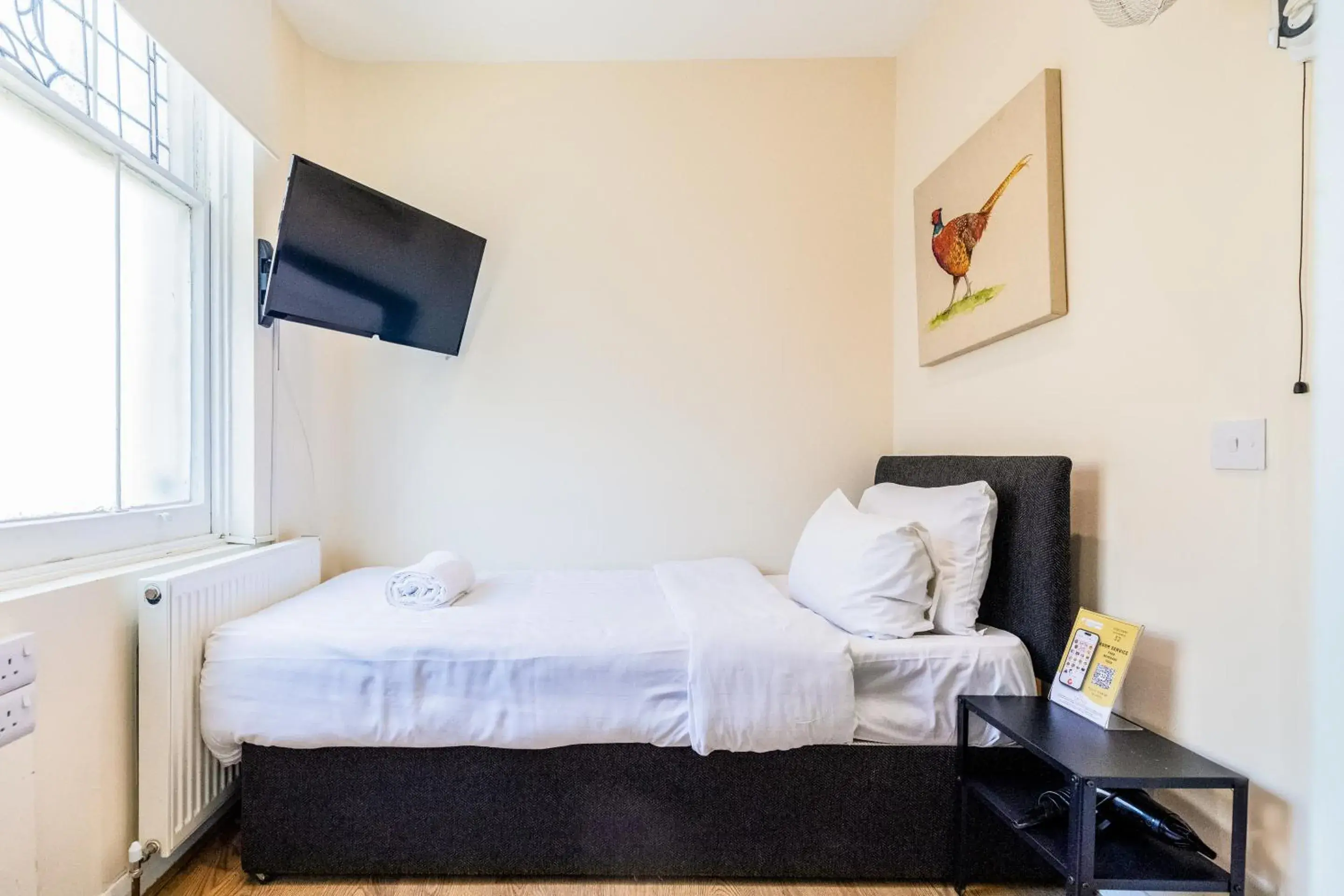 Budget Single Room - single occupancy in The Chapter Hotels - Hyde Park Budget Single Room - single occupancy in The Chapter Hotels - Hyde Park