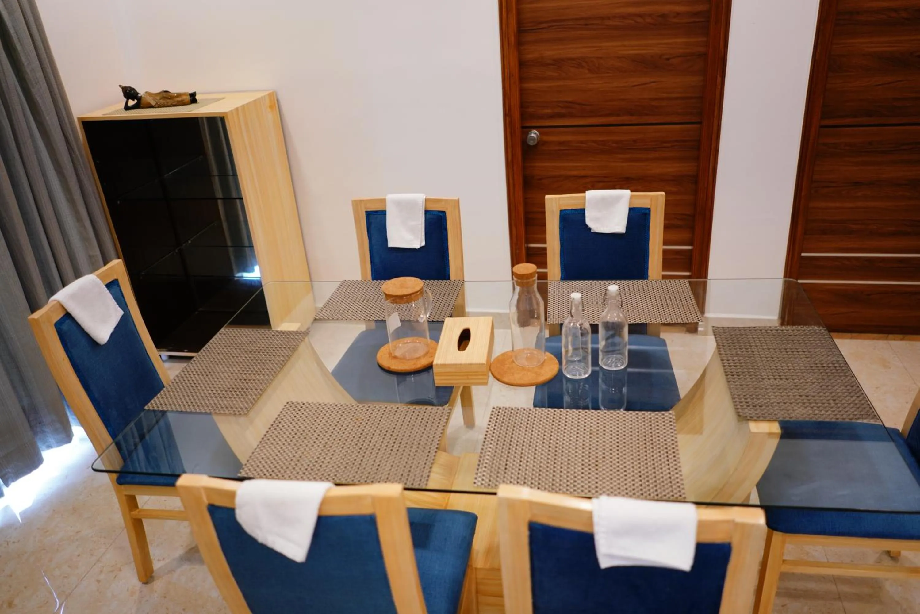 Dining area in Enkay Service Apartments