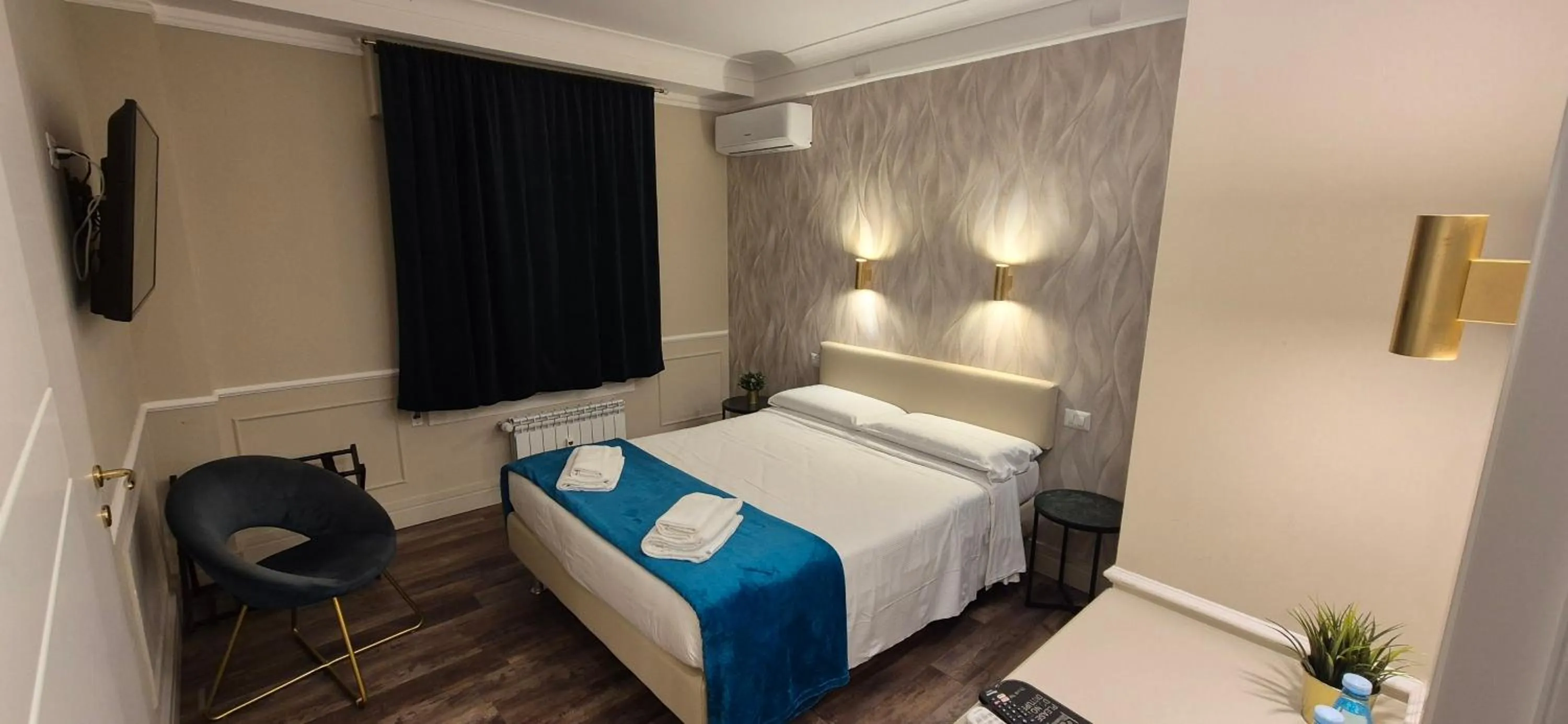 Bed in Le Petit Bijou