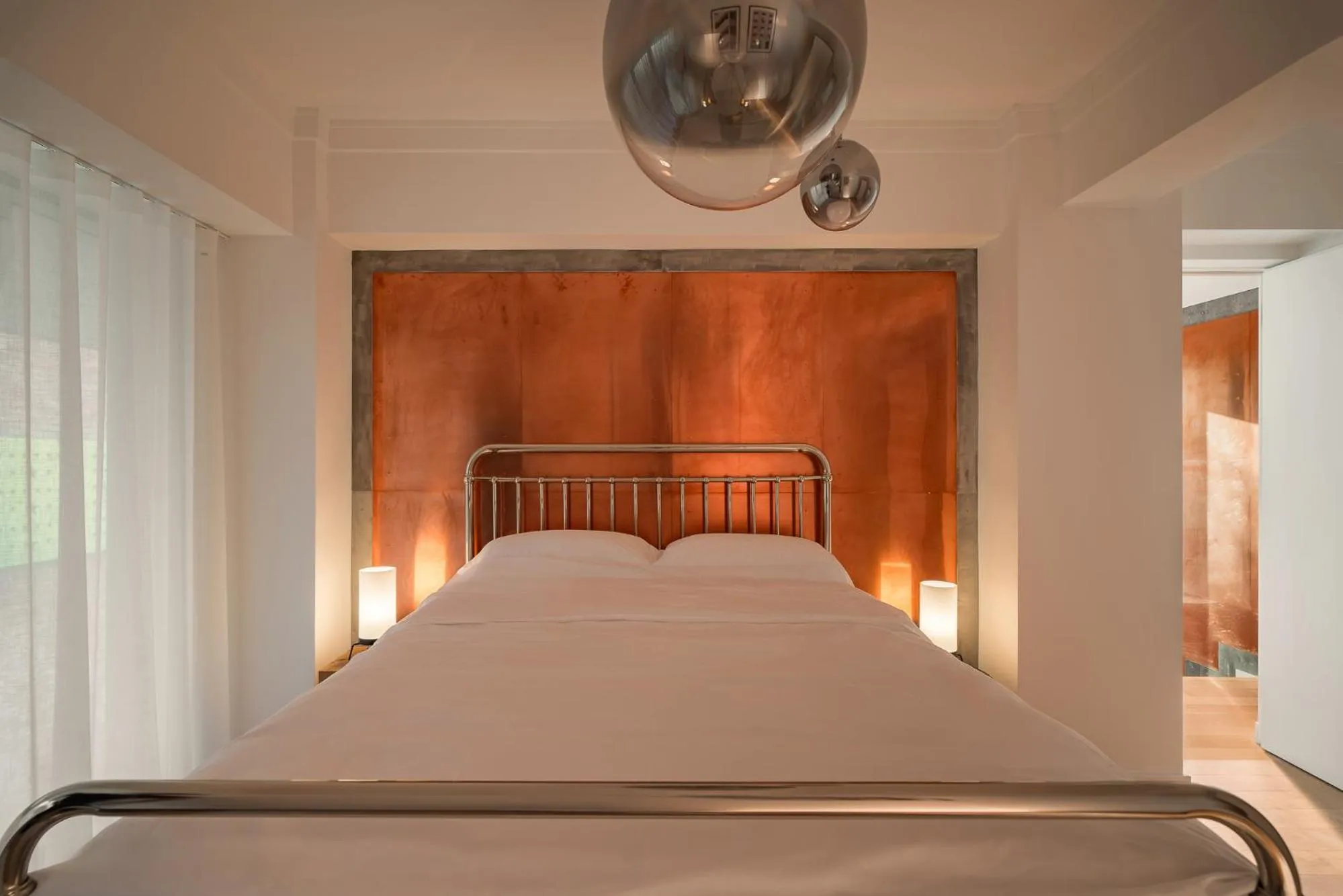 Bed in Phoenix Aparthotel