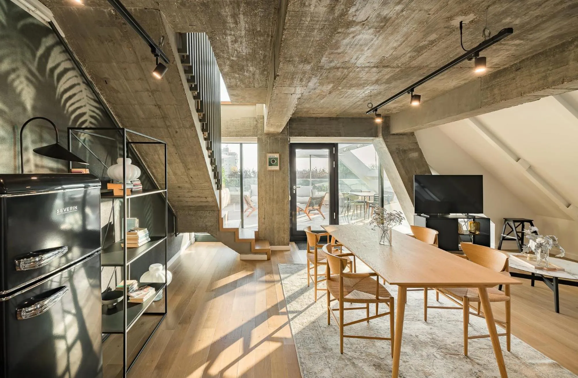 TV and multimedia in Phoenix Aparthotel